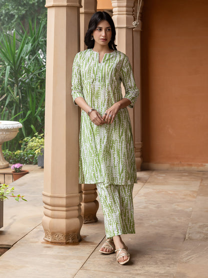 Dhiyona FL Women's Green Cotton Straight Kurta Set