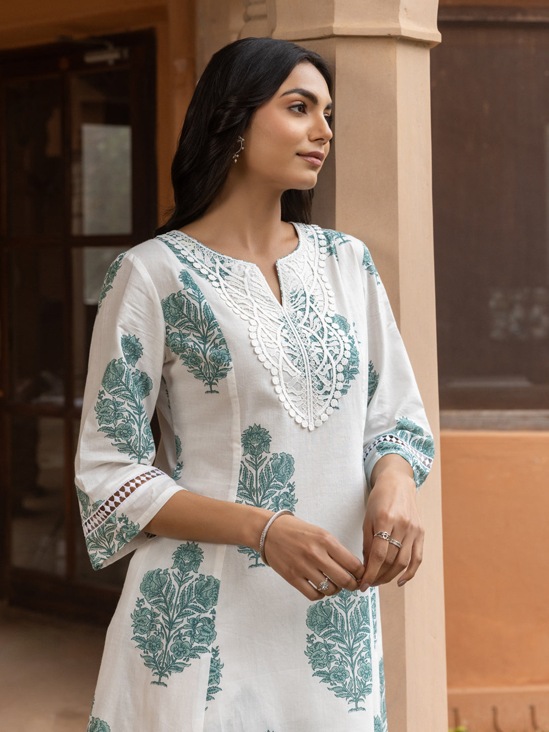 Dhiyona FL Women's White Cotton Flared Kurta Set