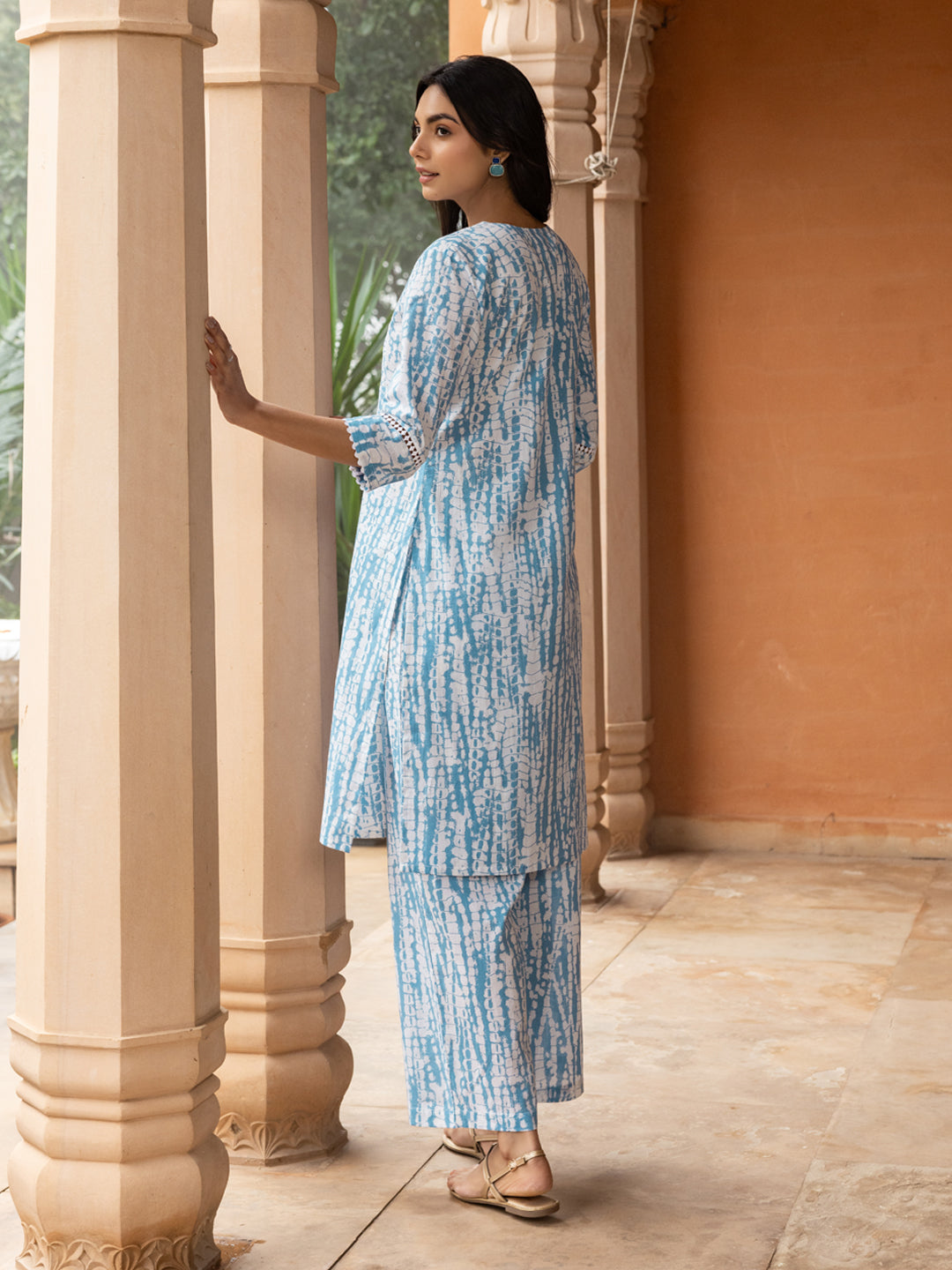 Dhiyona FL Women's Sky Blue Cotton Straight Kurta Set