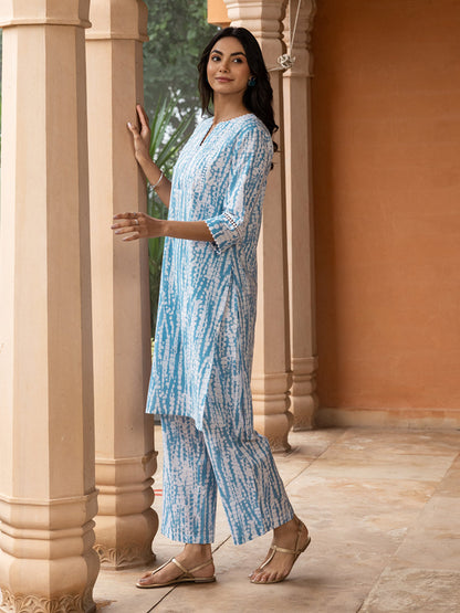 Dhiyona FL Women's Sky Blue Cotton Straight Kurta Set