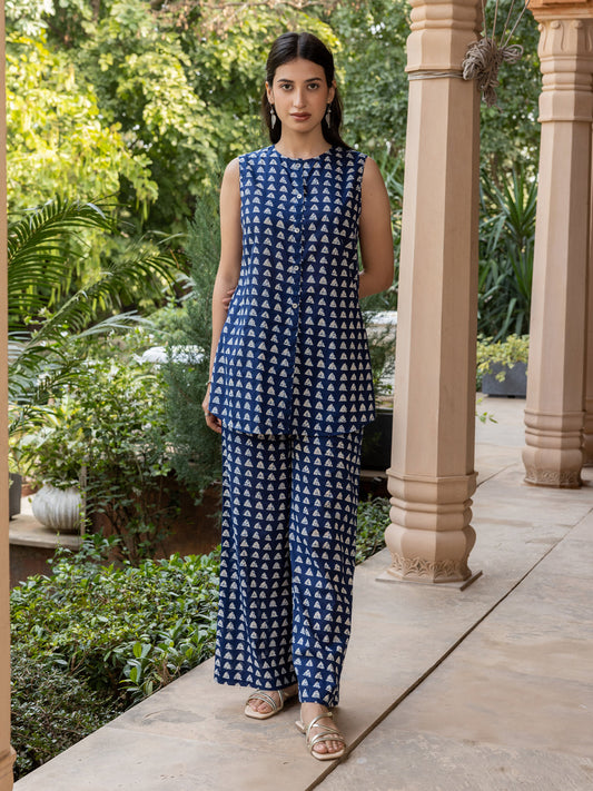 Dhiyona FL Women's Navy Blue Cotton Printed Co-ord Set