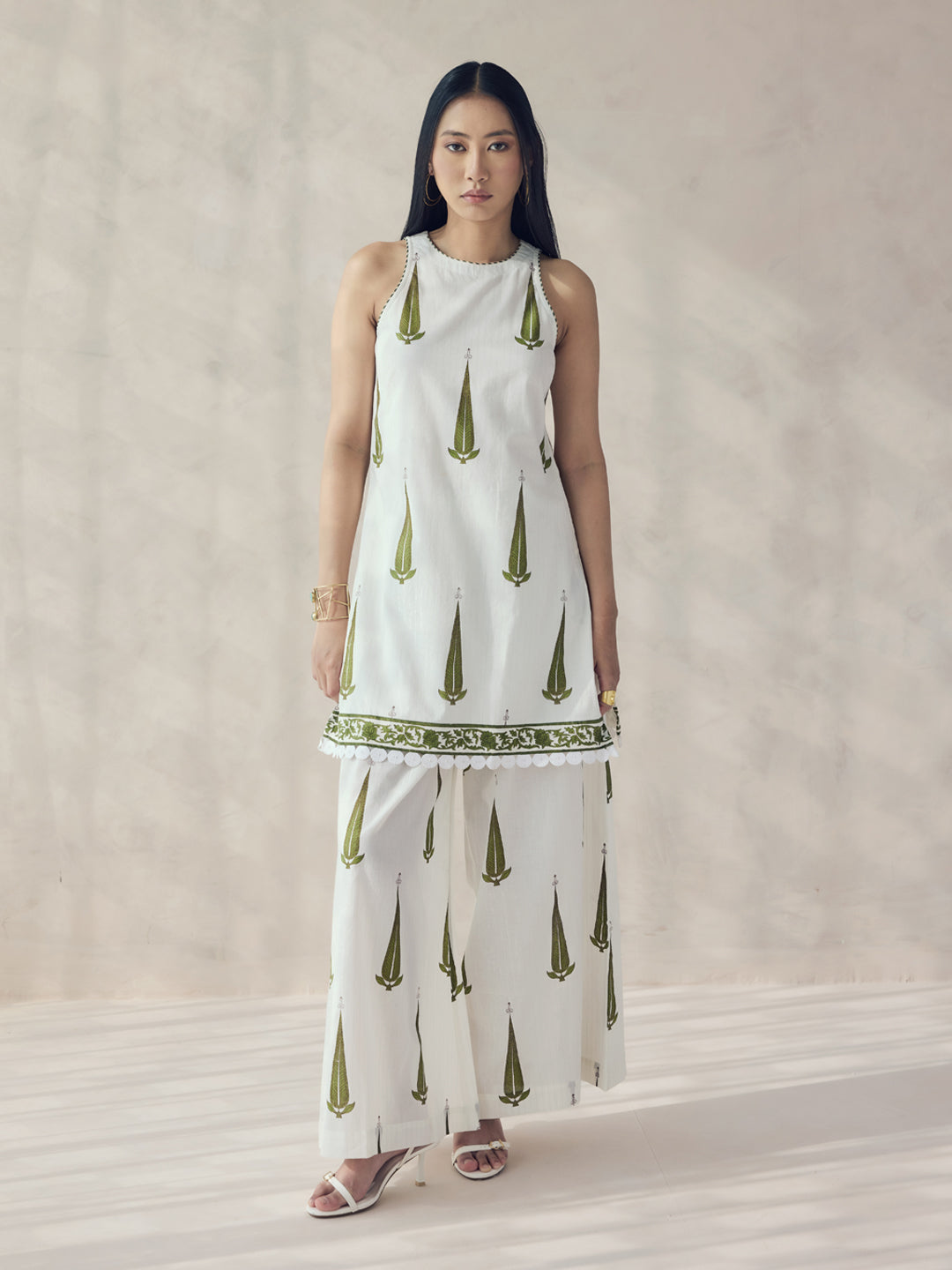 Dhiyona FL Women's Off-White Printed Cotton Sleeveless Kurta Set