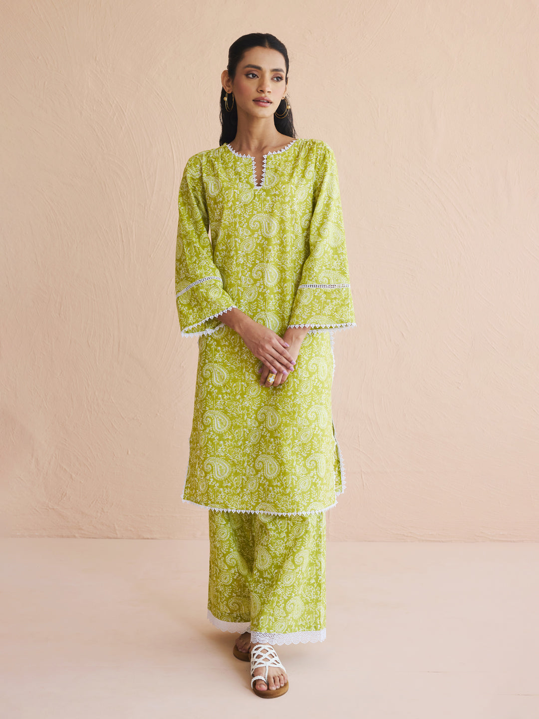 Dhiyona FL Women's Lime Green Paisley Printed Cotton Straight Kurta Set