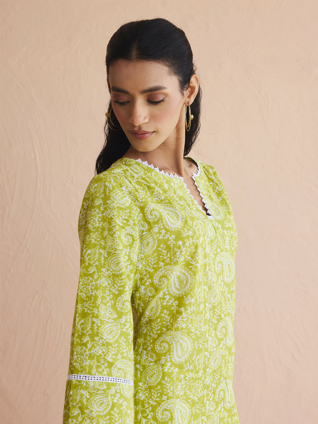 Dhiyona FL Women's Lime Green Paisley Printed Cotton Straight Kurta Set