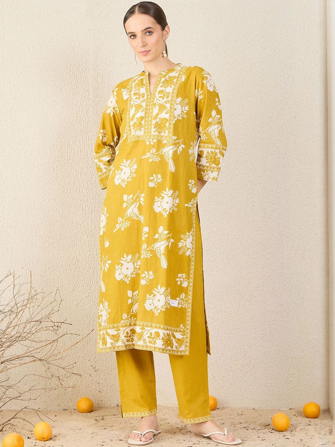 Women Floral Printed Pure Cotton Kurta with Trousers & Dupatta