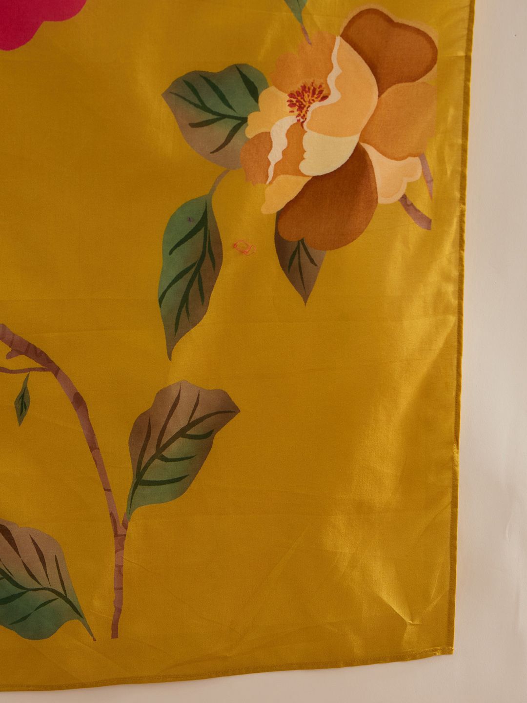 Dhiyona IE Women Floral Printed Regular Pure Cotton Kurta with Trousers & With Dupatta