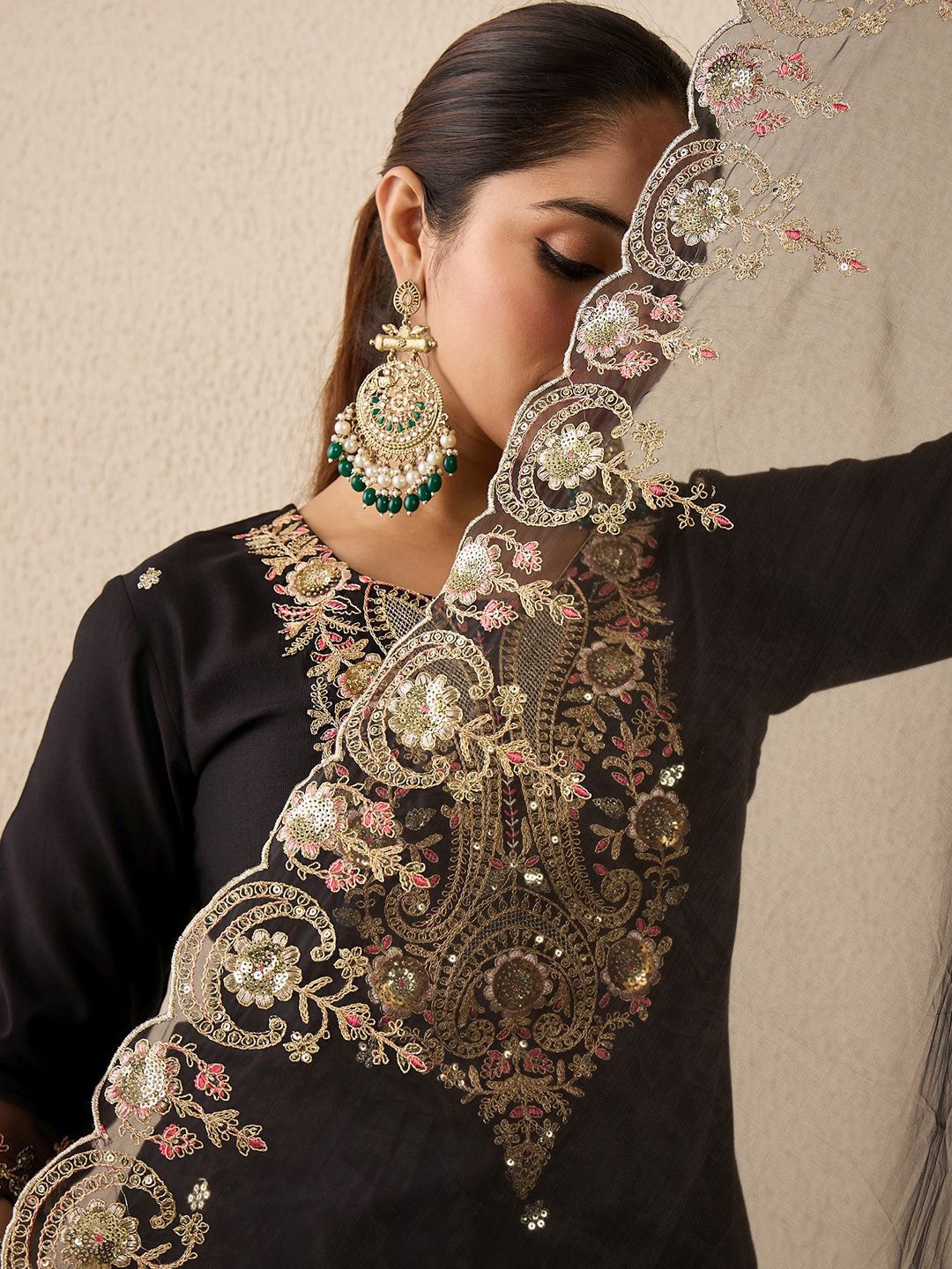 Ethnic Motifs Embroidered Thread Work Liva Straight Kurta With Trousers & Dupatta