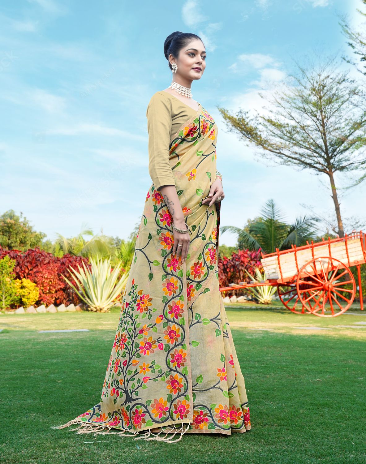 Dhiyona GR Women's Shahida Jicama Beige Soft Cotton Jamdani Saree