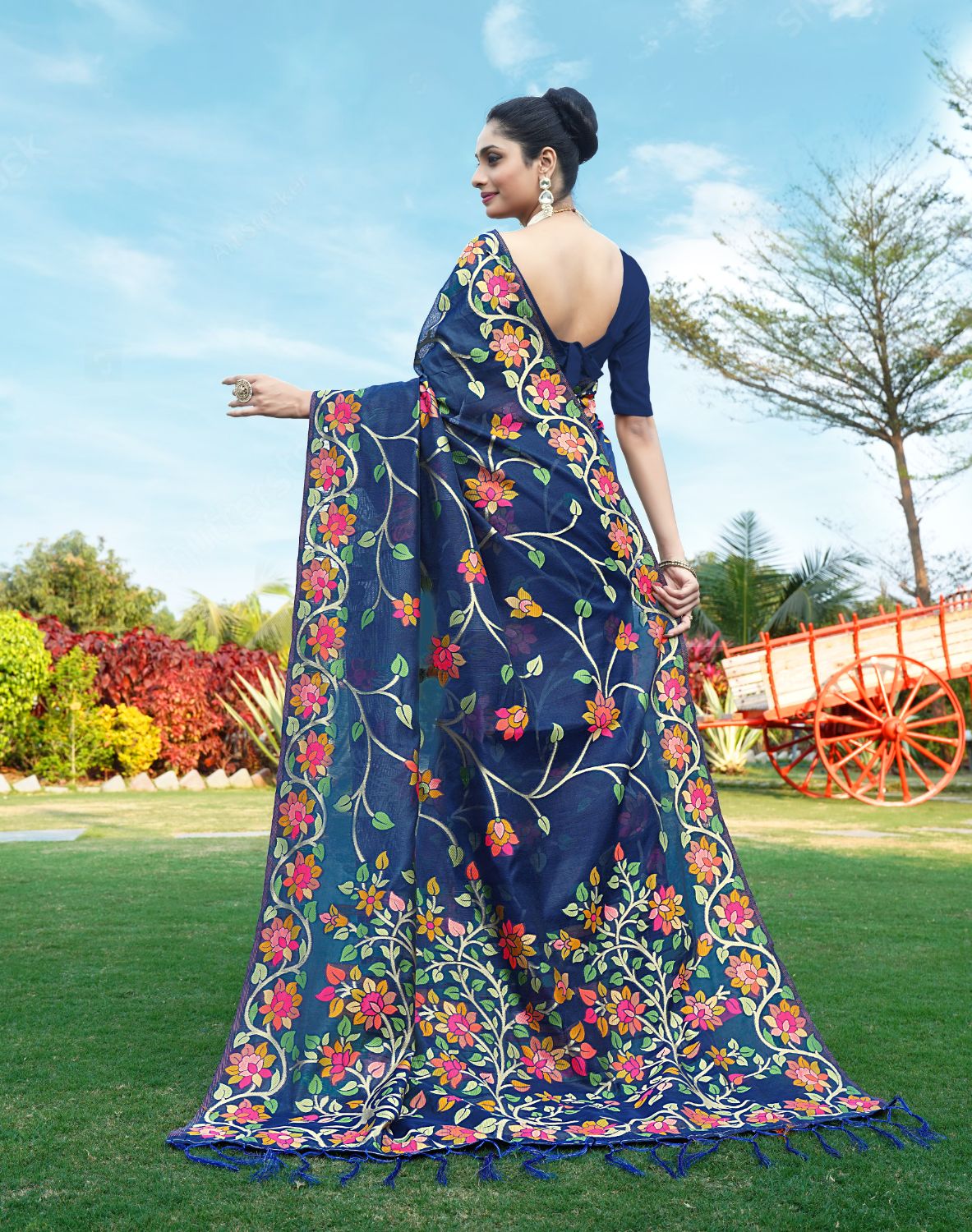 Dhiyona GR Women's Shahida Neptune Blue Soft Cotton Jamdani Saree