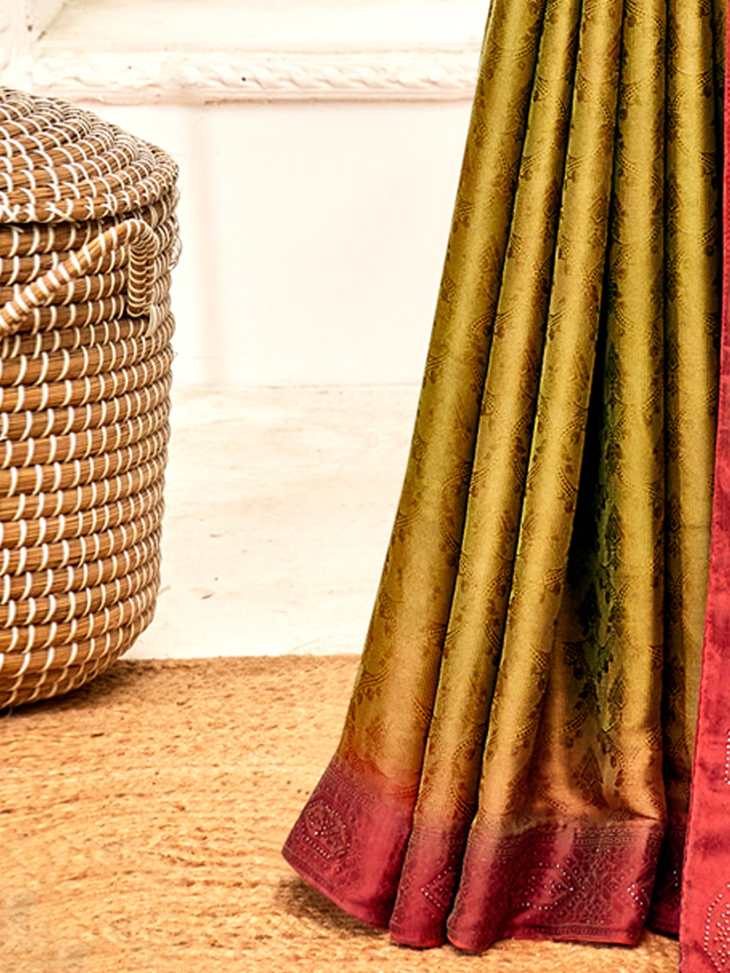 Women's Pure Silk Olive Embellished Designer Saree With Blouse Piece