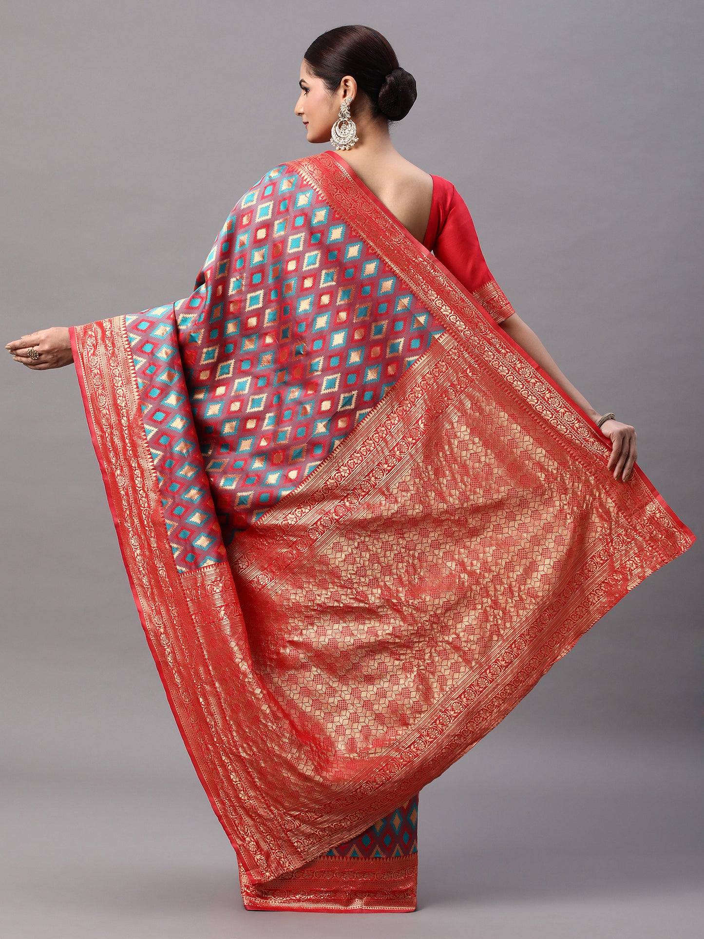 Women's Silk Blend Red Woven Design Designer Saree With Blouse Piece