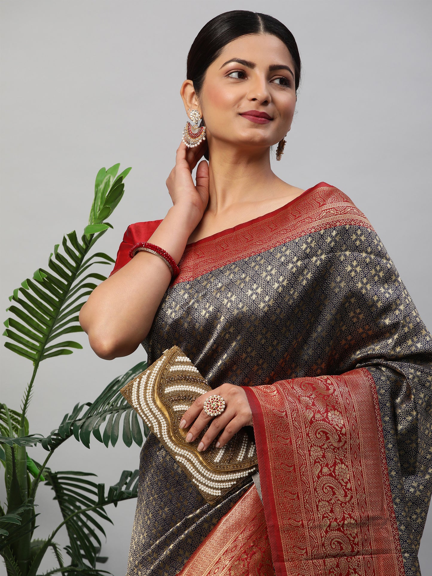 Women's Silk Blend Navy Blue Woven Design Designer Saree With Blouse Piece