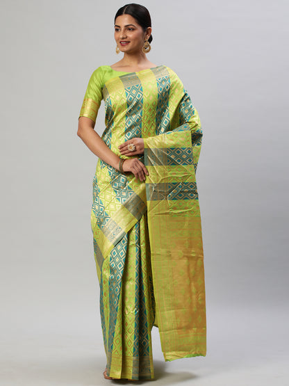 Women's Silk Blend Green Woven Design Designer Saree With Blouse Piece