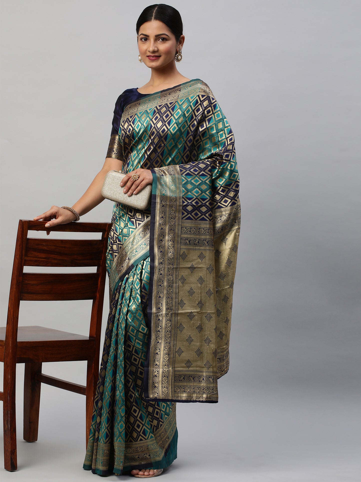 Women's Silk Blend Blue Woven Design Designer Saree With Blouse Piece