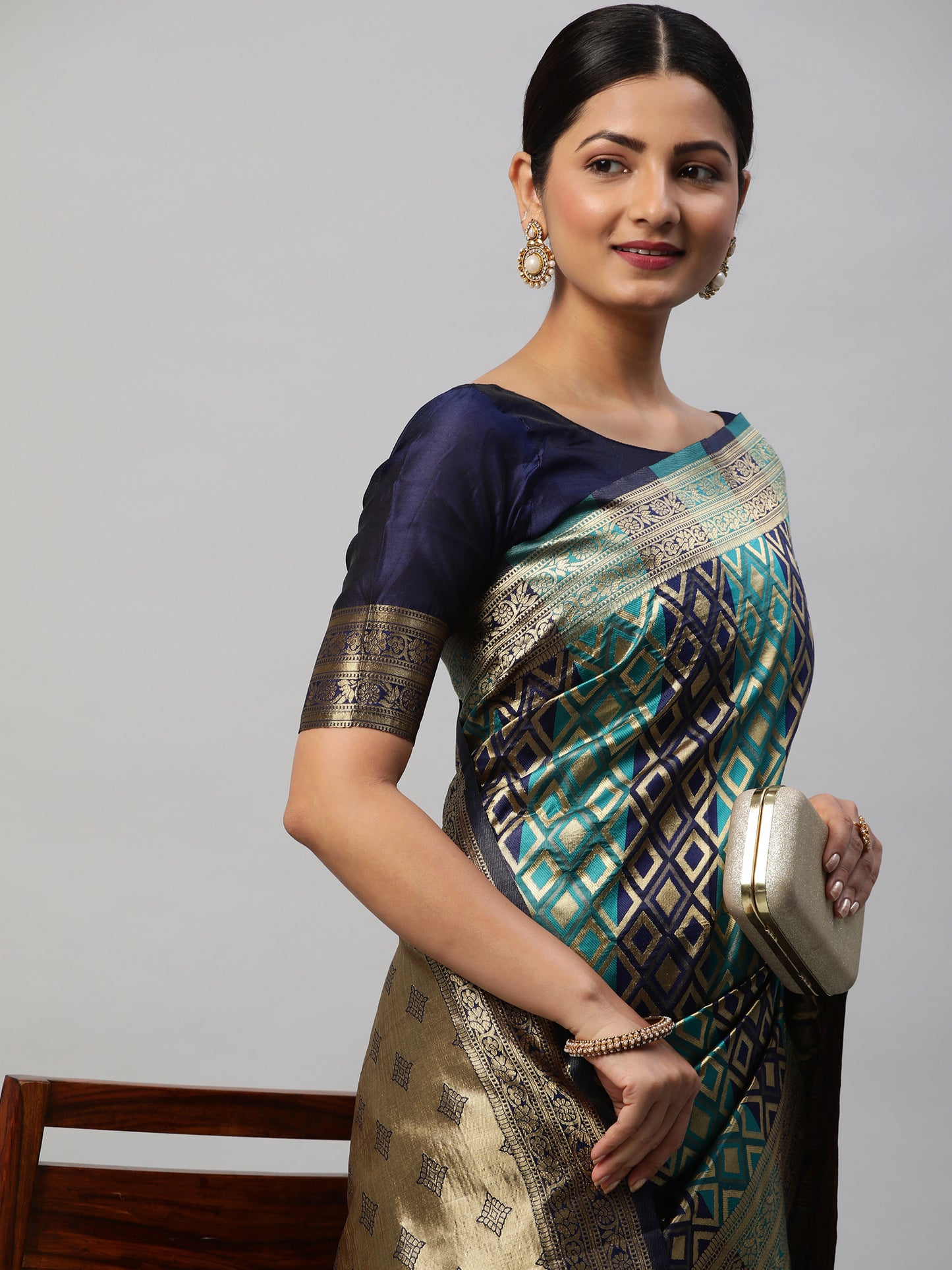 Women's Silk Blend Blue Woven Design Designer Saree With Blouse Piece