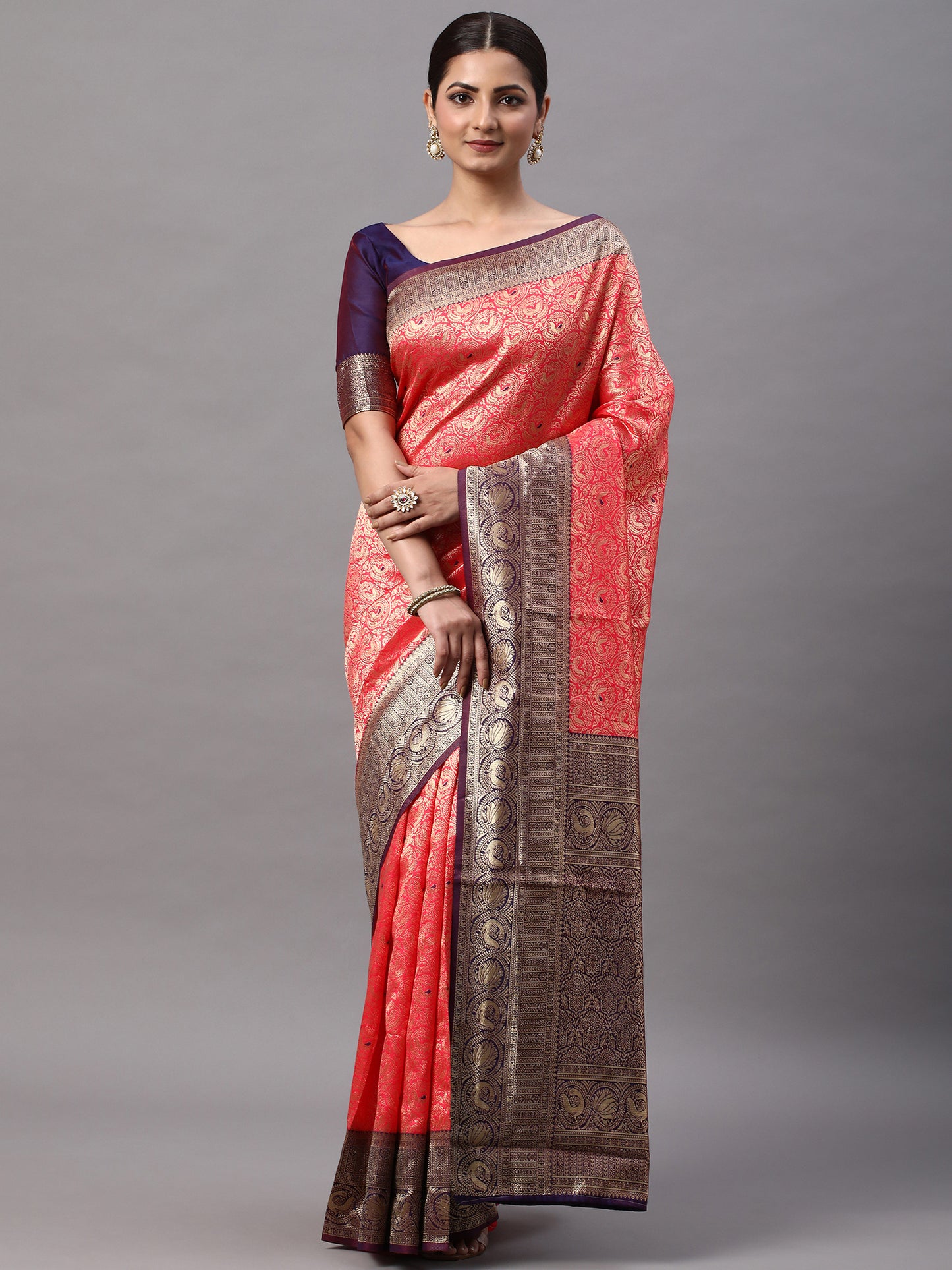 Women's Silk Blend Pink Woven Design Designer Saree With Blouse Piece