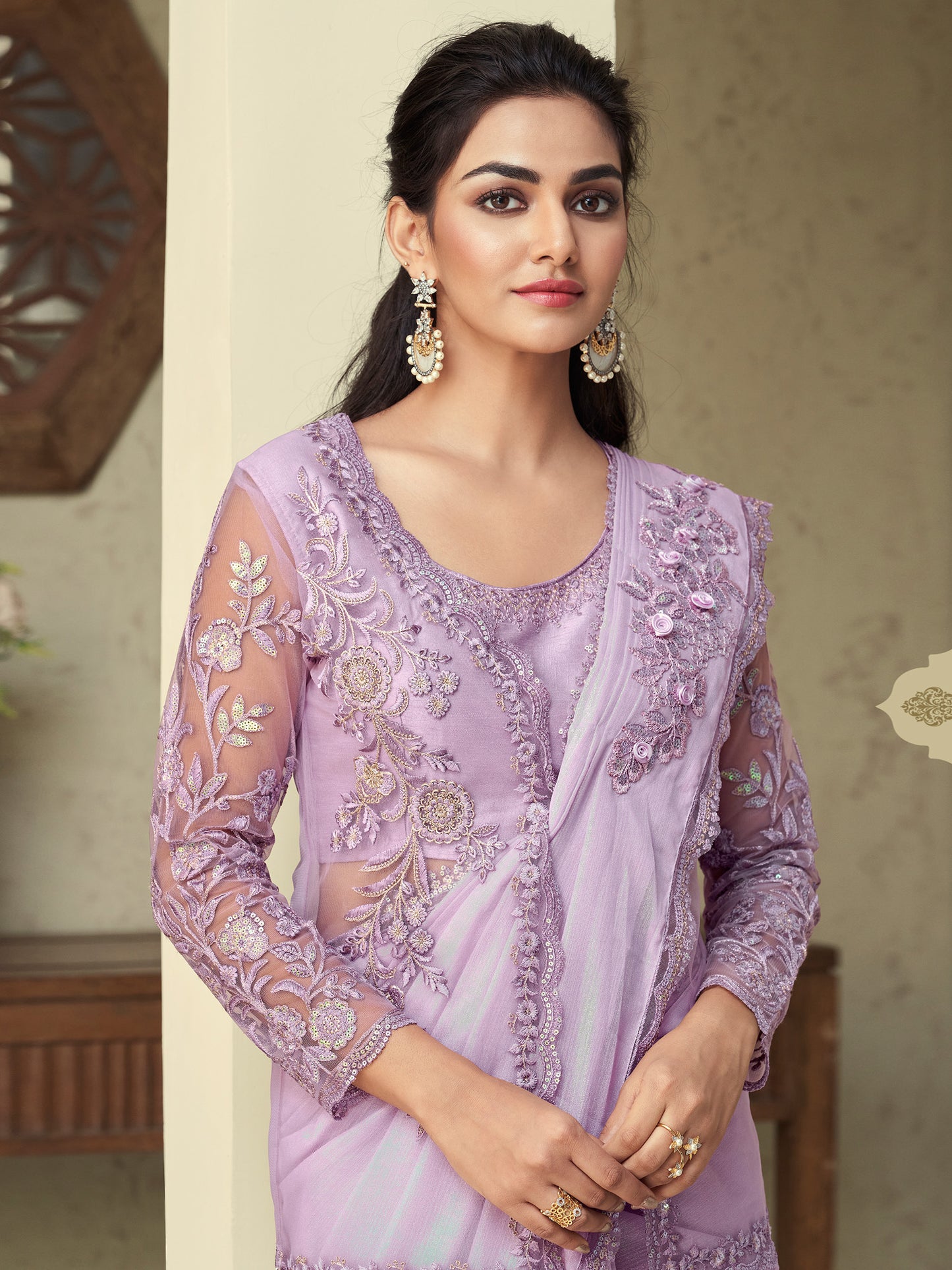 Women's Georgette Mauve Embellished Designer Saree With Blouse Piece