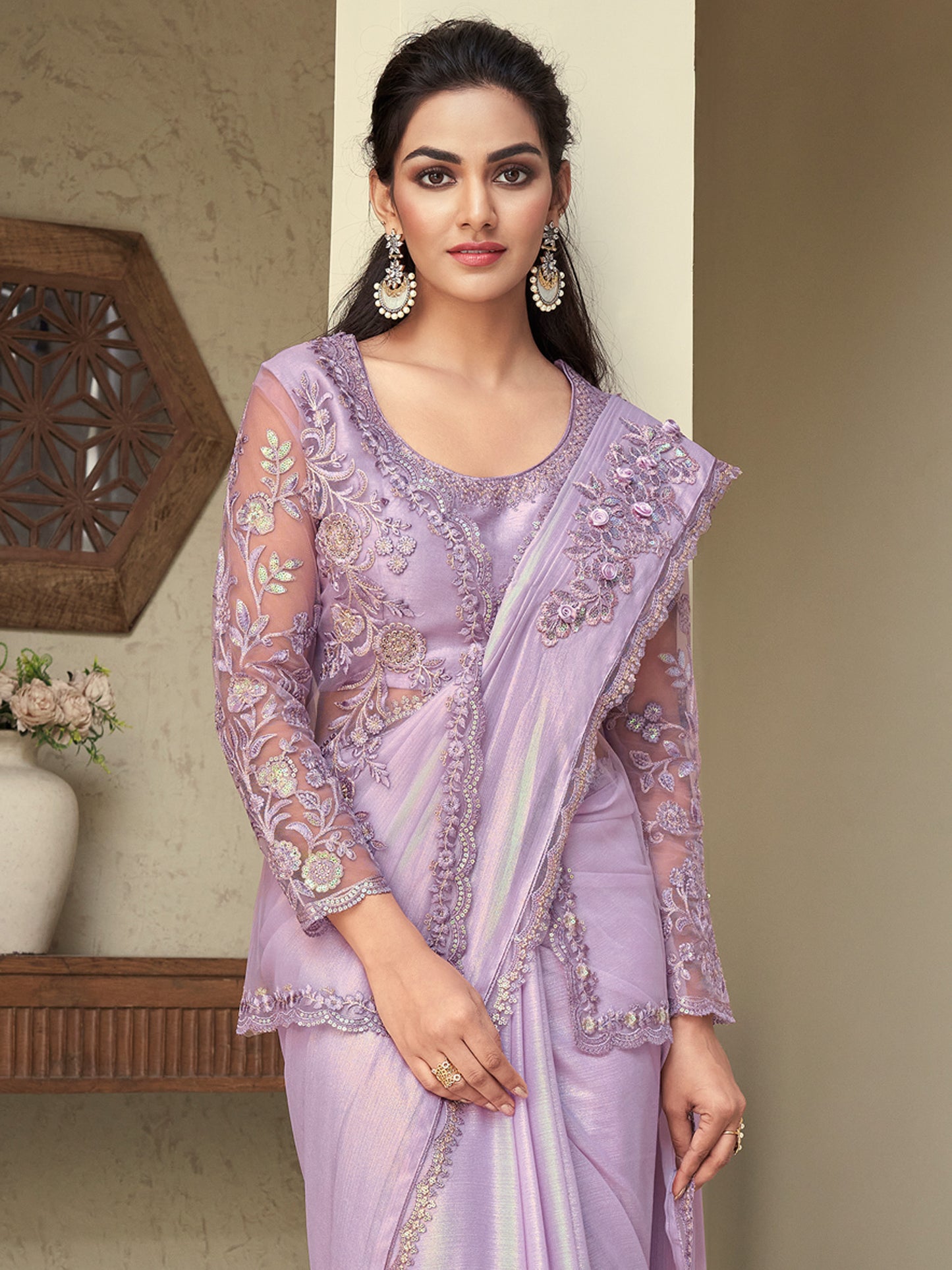 Women's Georgette Mauve Embellished Designer Saree With Blouse Piece