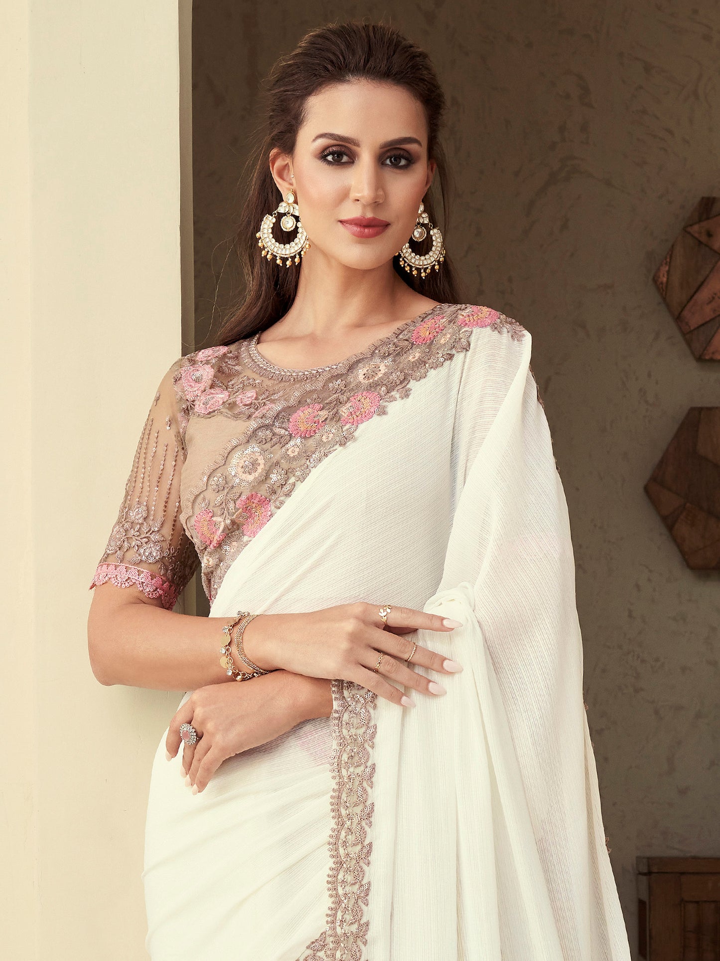 Women's Georgette White Embellished Designer Saree With Blouse Piece
