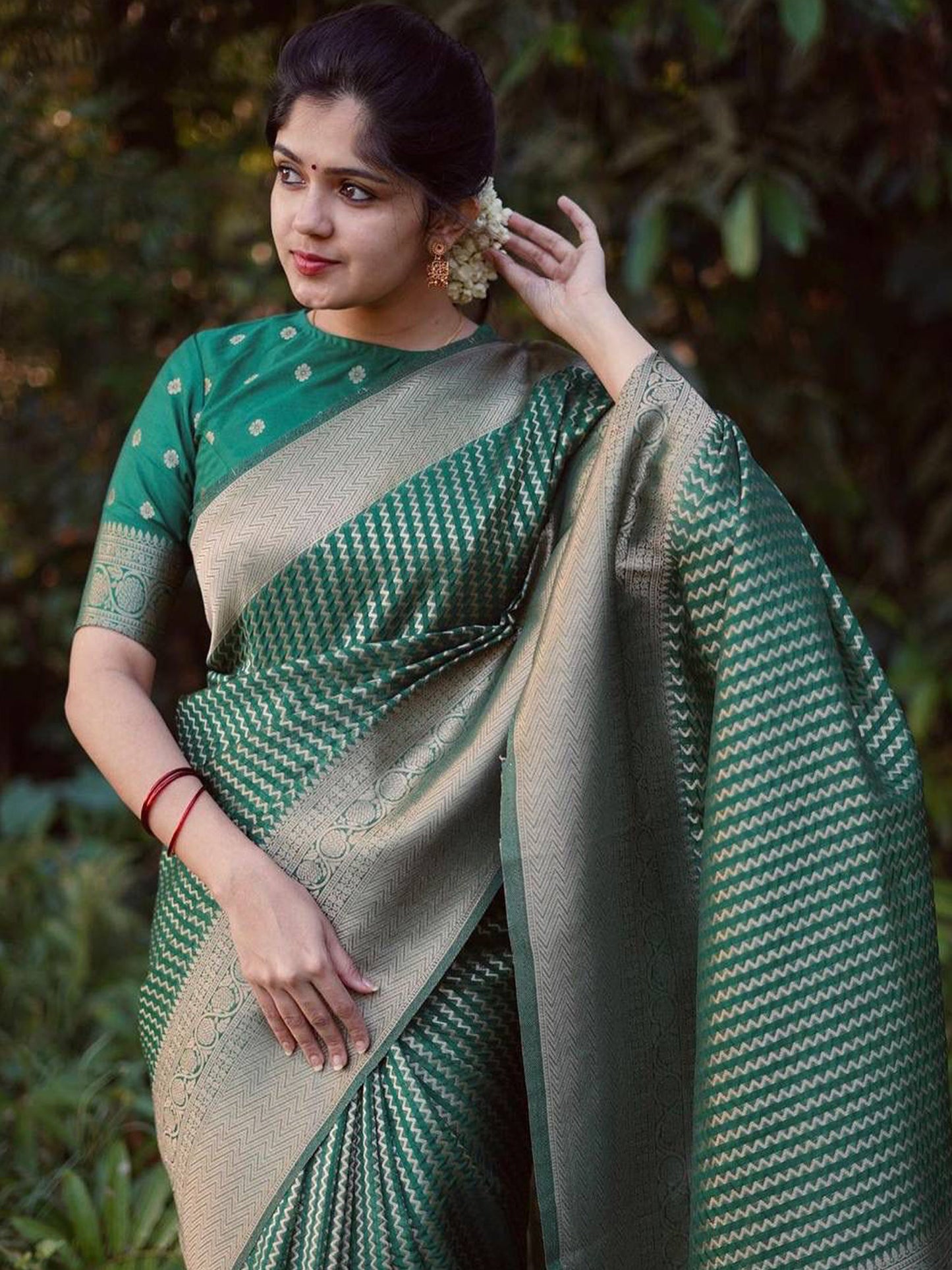 Women's Silk Blend Teal green Woven Design Designer Saree With Blouse Piece