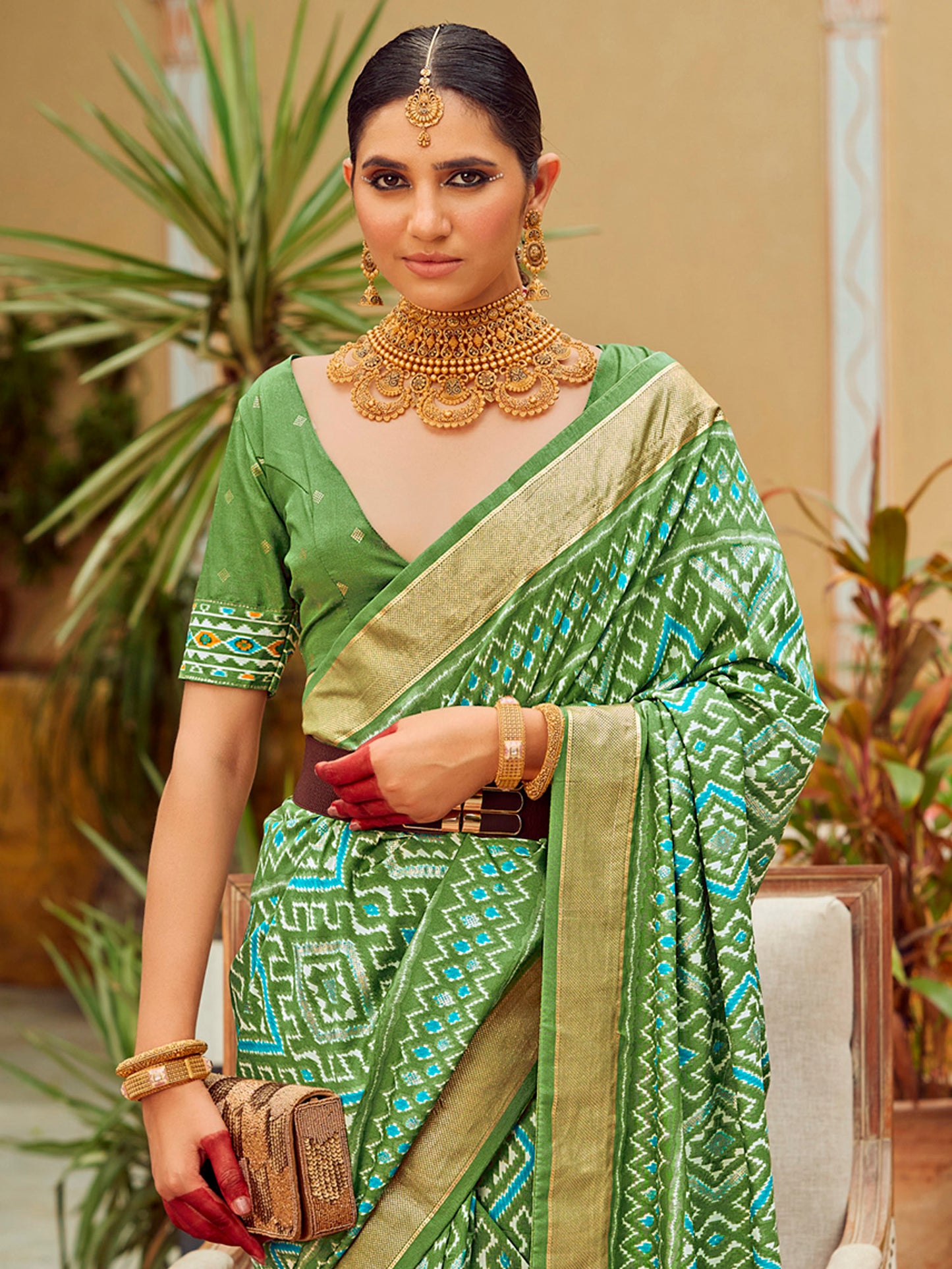 Women's Tussar Silk Light Green Printed Designer Saree With Blouse Piece