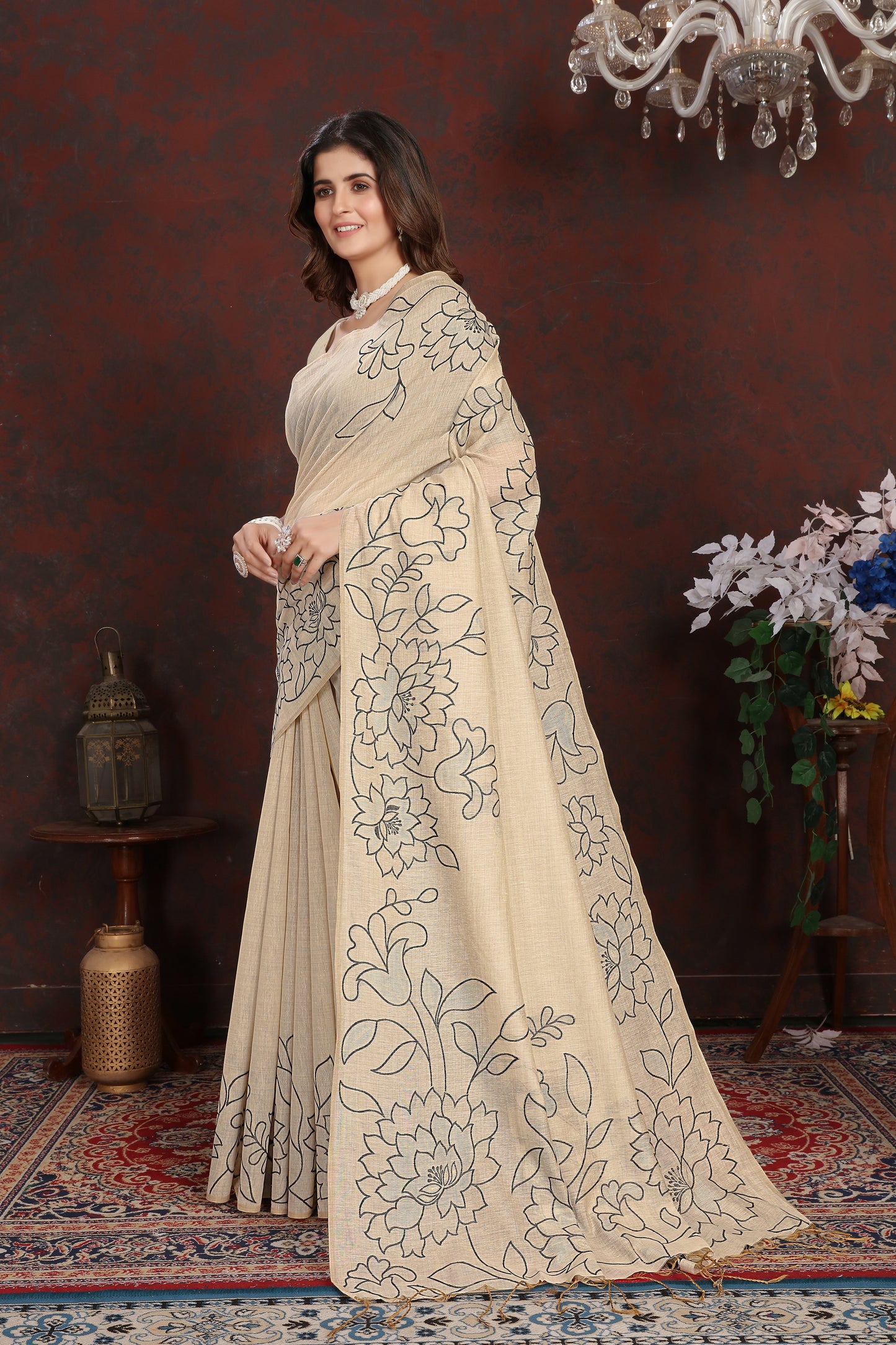 Dhiyona GR Women's Sketch Beige & Black Pure Mul Cotton Jamdani Saree