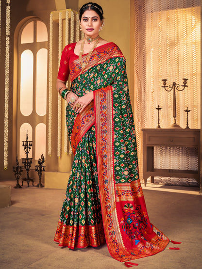 Women's Silk Blend Green Woven Design Designer Saree With Blouse Piece