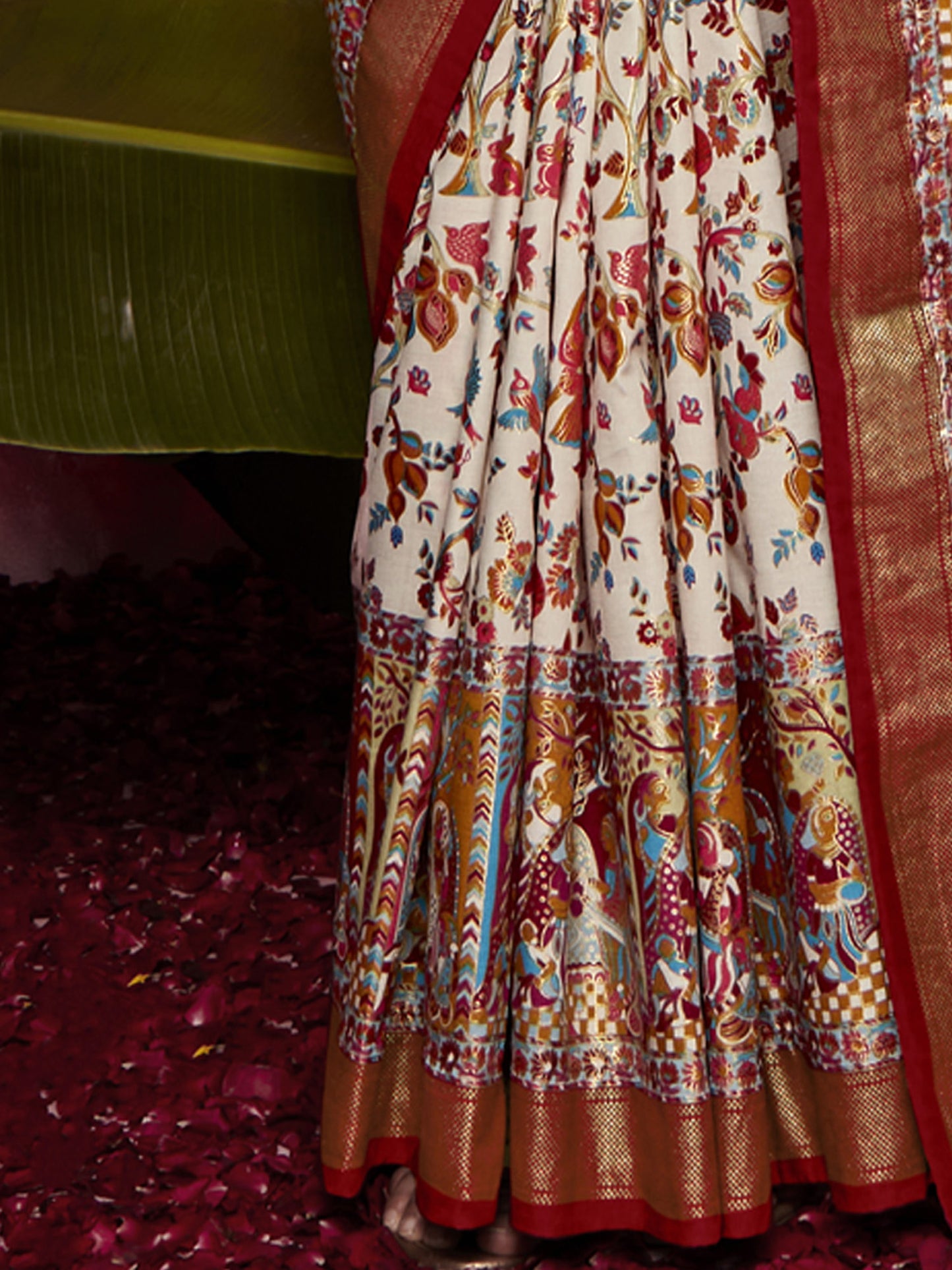 Women's Tussar Silk Cream Printed Designer Saree With Blouse Piece