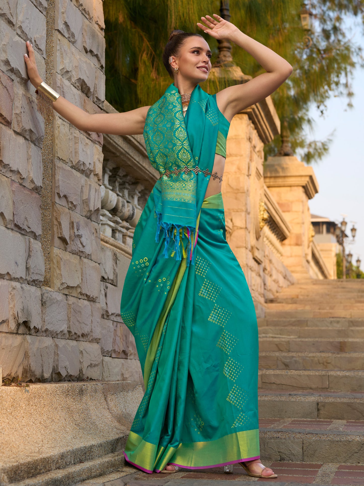 Women's Silk Blend Teal blue Woven Design Designer Saree With Blouse Piece