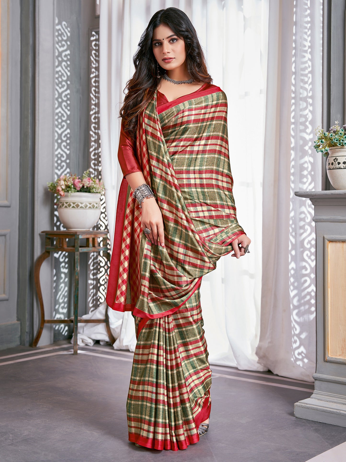 Women's Crepe Olive Digital Print Designer Saree With Blouse Piece