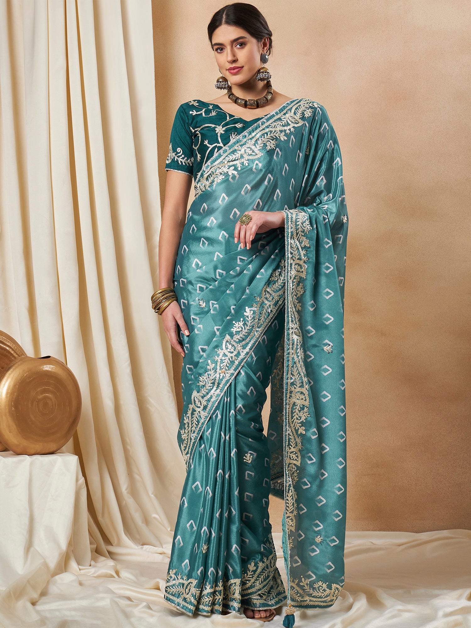 Women's Chiffon Teal blue Embellished Designer Saree With Blouse Piece