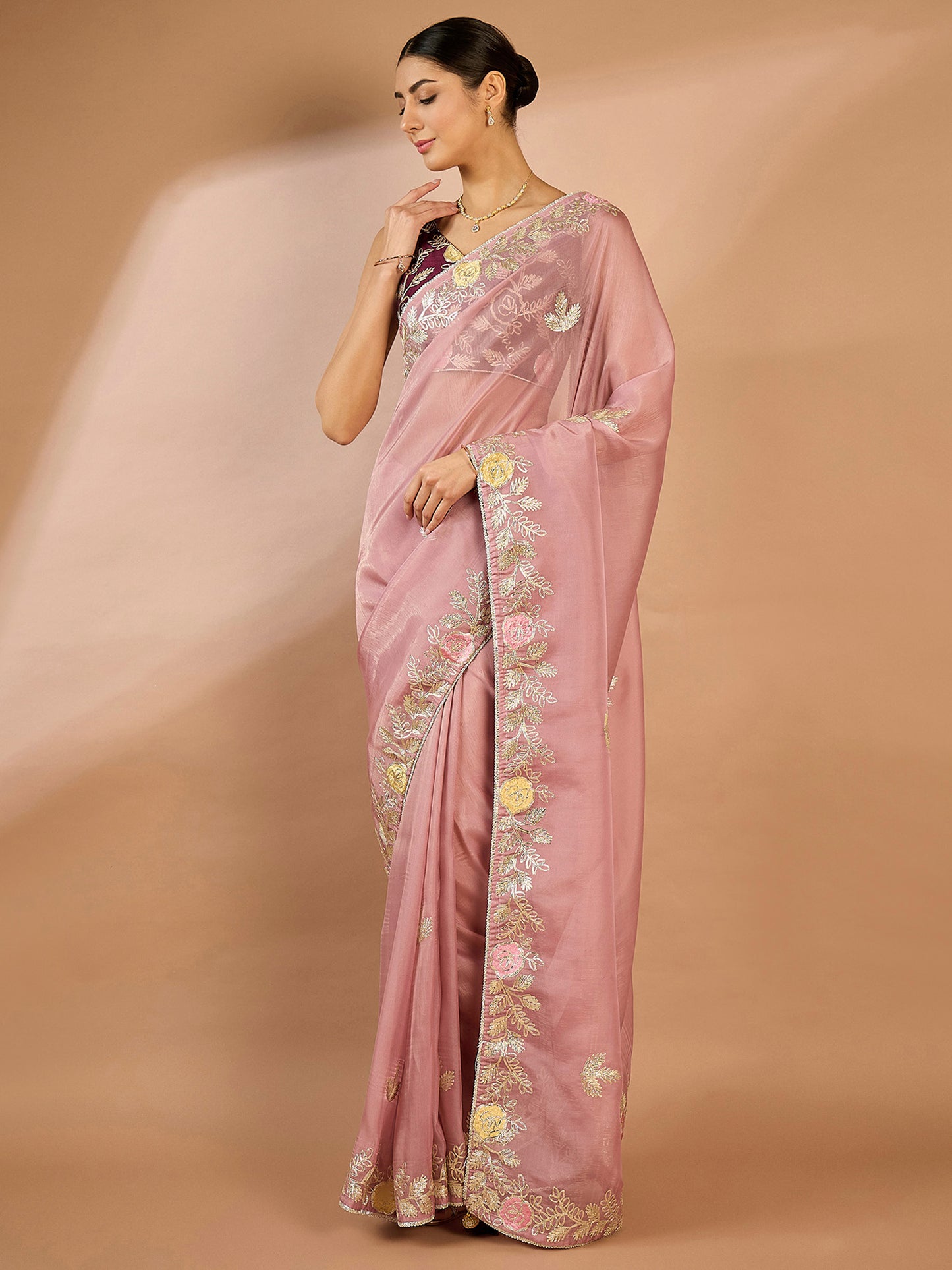 Women's Organza Mauve Embellished Designer Saree With Blouse Piece