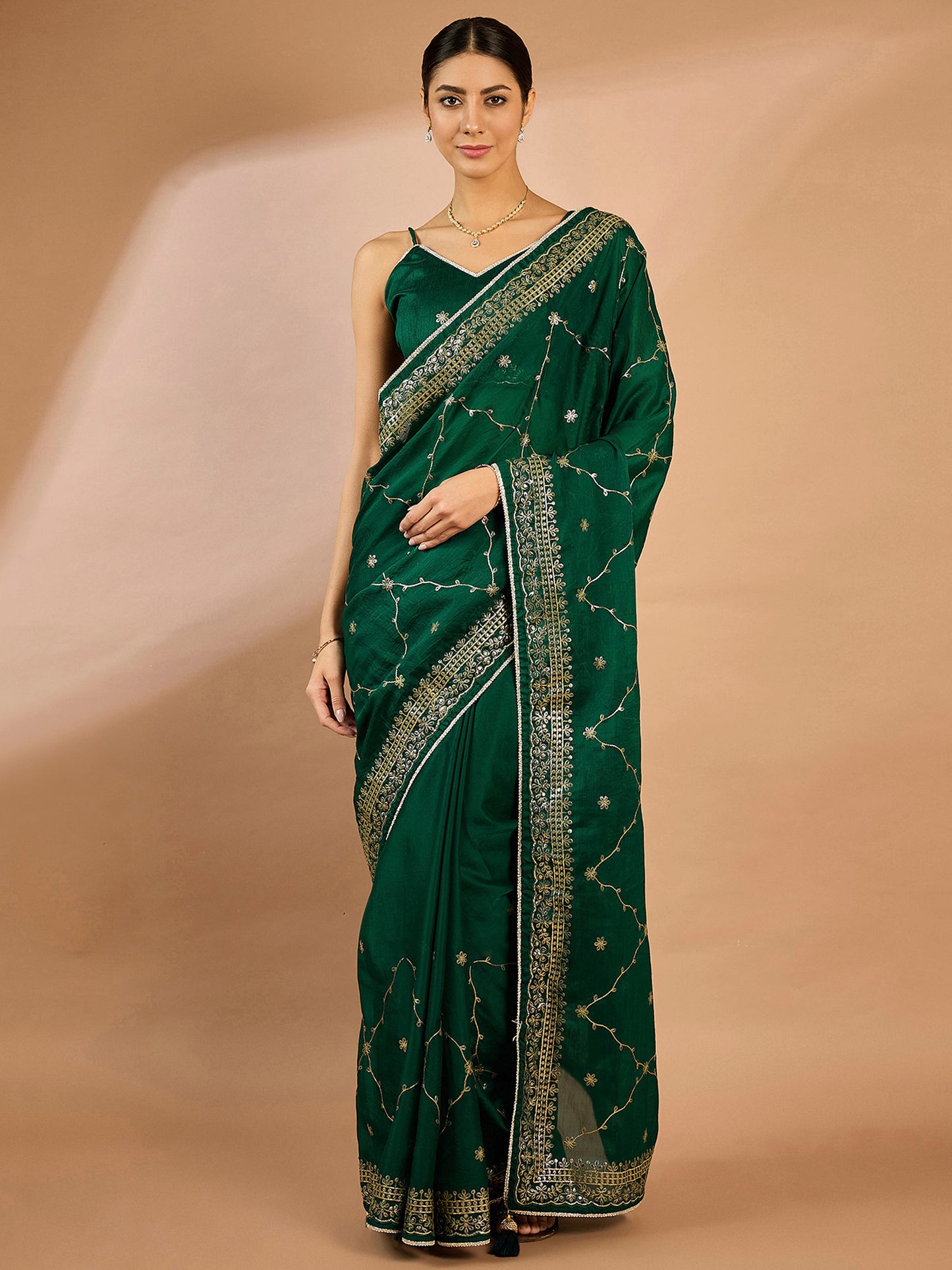 Women's Organza Green Embellished Designer Saree With Blouse Piece