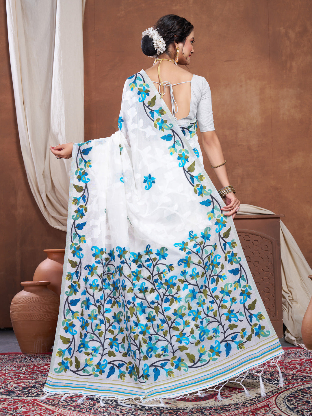 Dhiyona GR Women's Suhani White Cotton Jamdani Saree