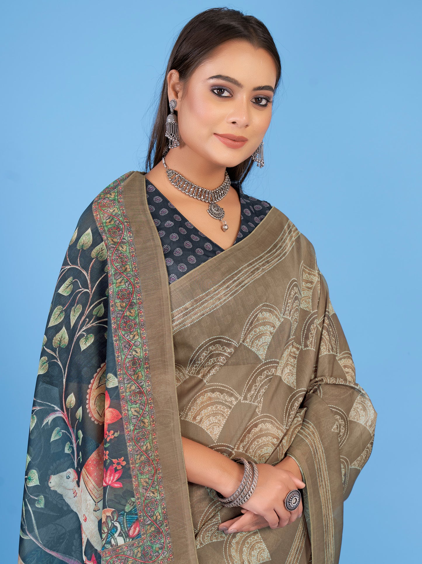 Women's Linen Blend Beige Printed Designer Saree With Blouse Piece