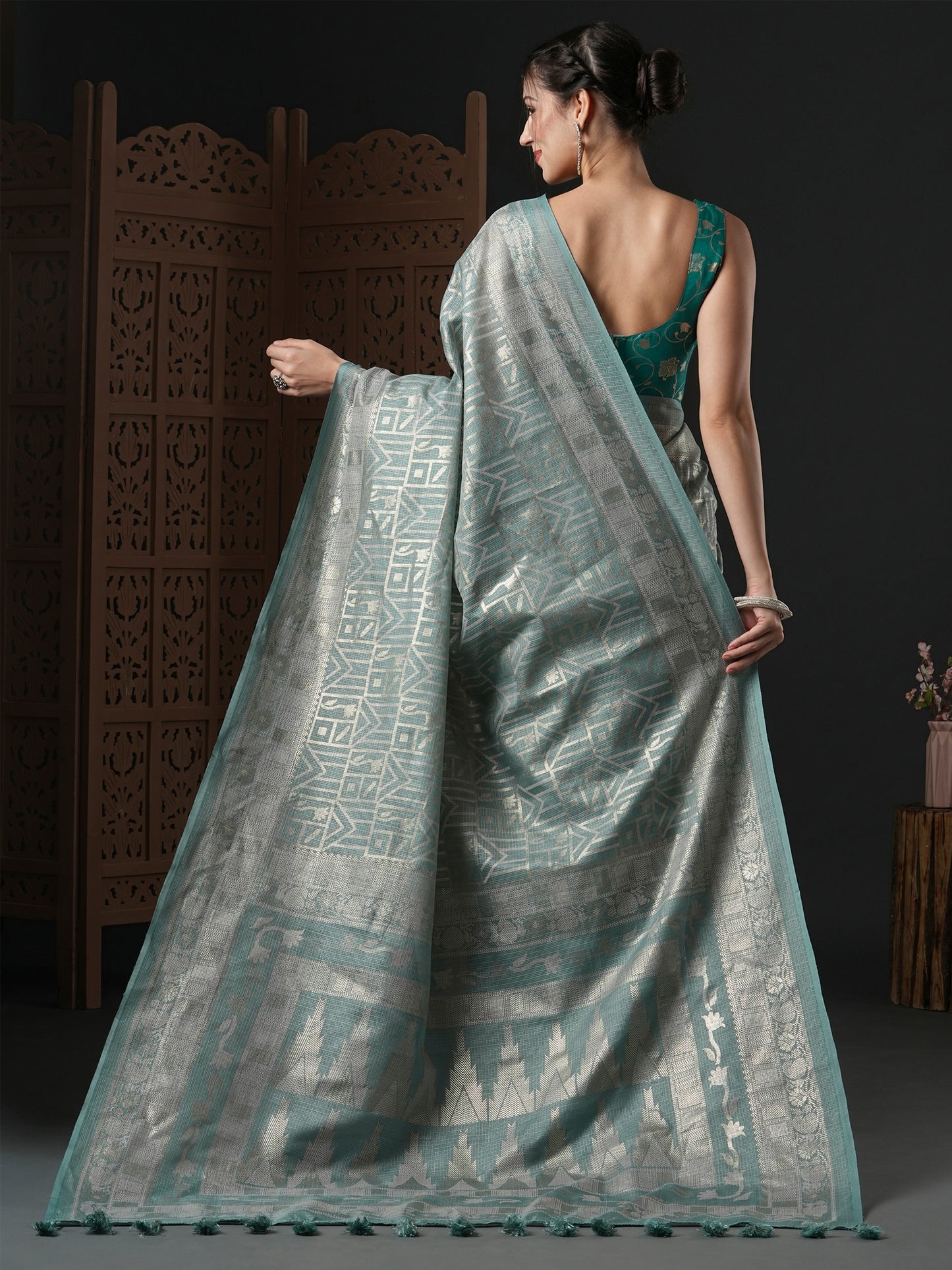 Women's Kota Doria Cotton Grey Printed Designer Saree With Blouse Piece