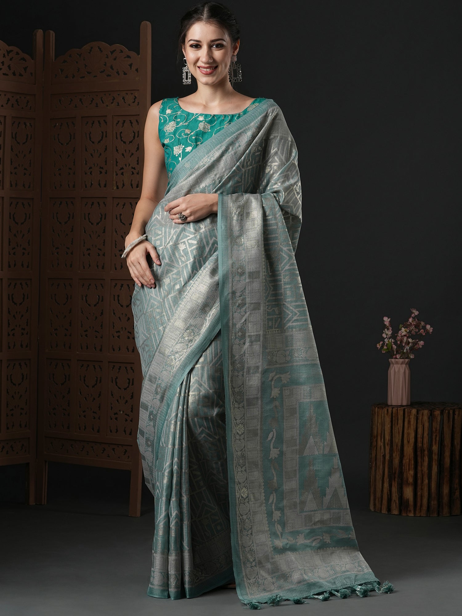 Women's Kota Doria Cotton Grey Printed Designer Saree With Blouse Piece