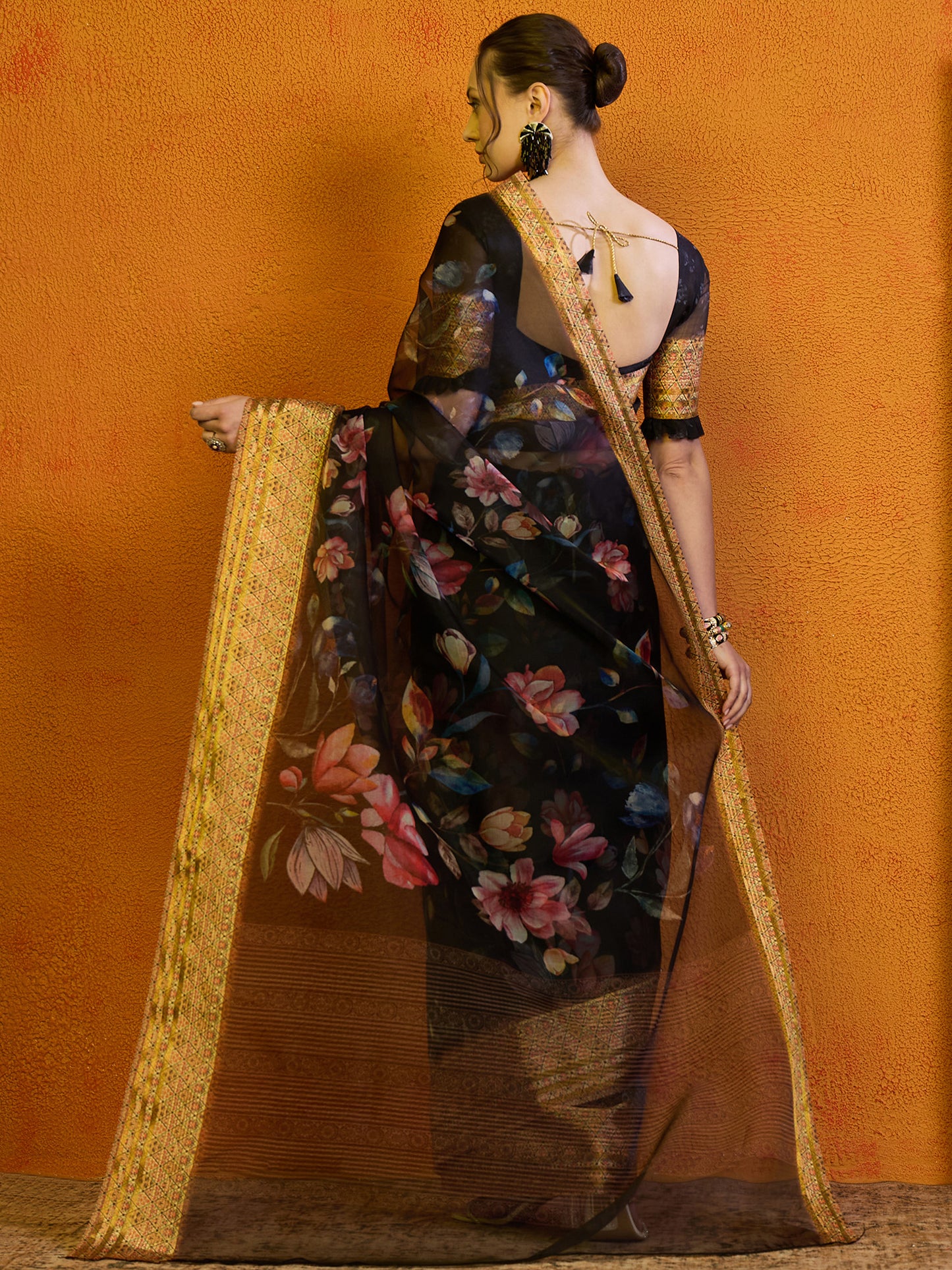 Women's Organza Black Printed Designer Saree With Blouse Piece