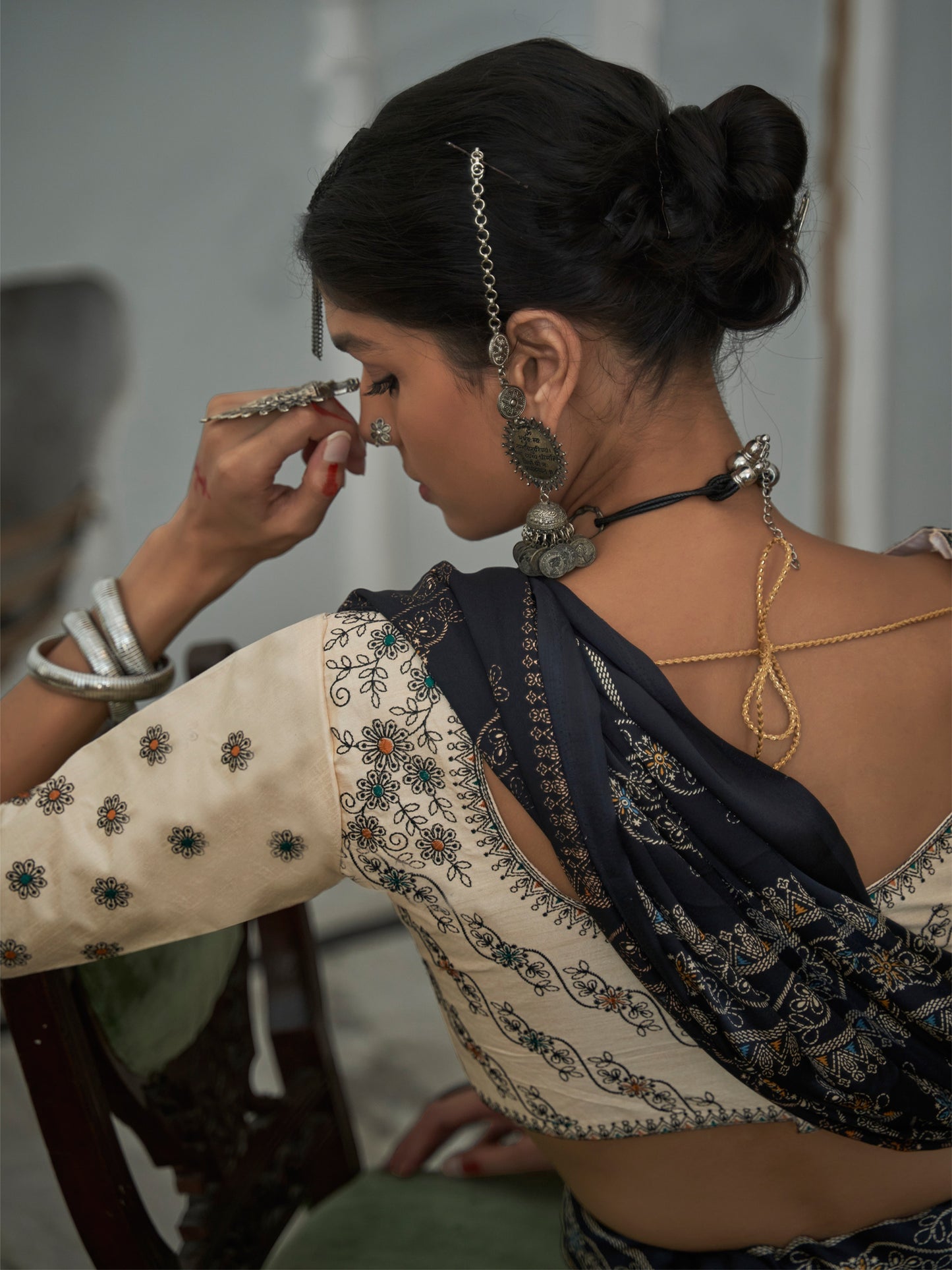 Women's Crepe Black Printed Celebrity Saree With Blouse Piece