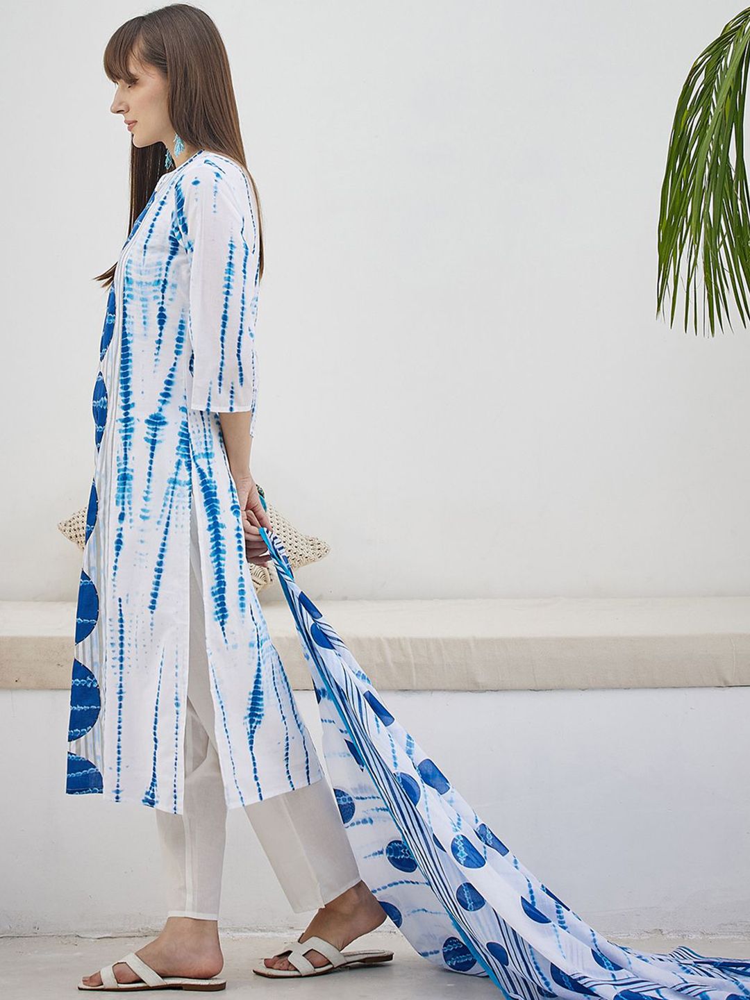 Tie And Dye Screen Technique Pure Cotton Kurta With Trousers & Dupatta