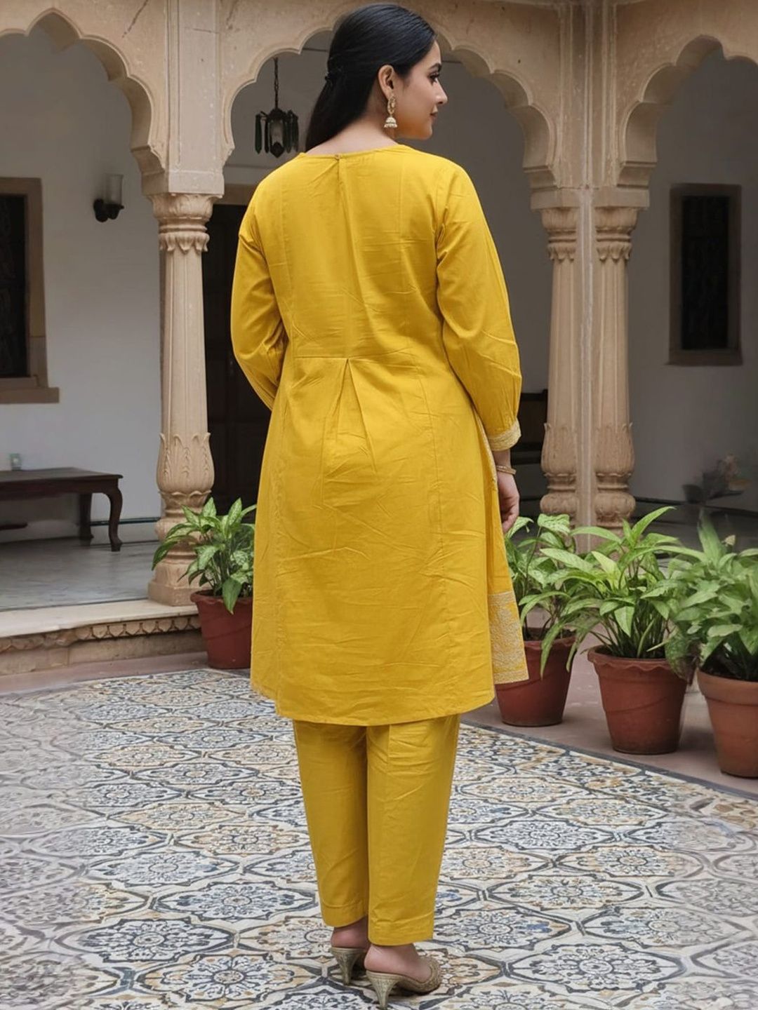 Women Ethnic Motifs Embroidered Panelled Thread Work Cotton Kurta with Trousers