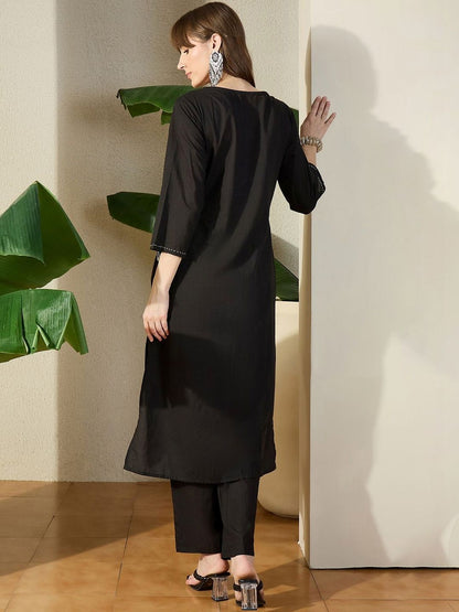 Women Ethnic Motifs Embroidered Pleated Thread Work Pure Cotton Kurta with Trousers