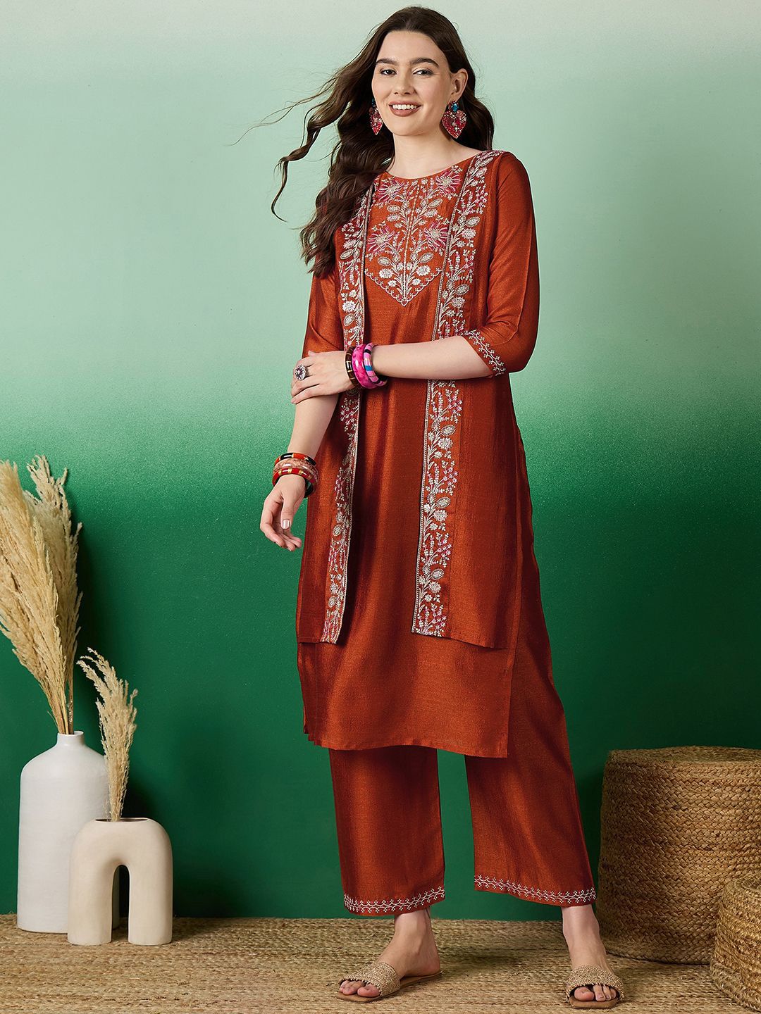 Dhiyona SN Women's Embroidered Straight Kurta Set With Shrug