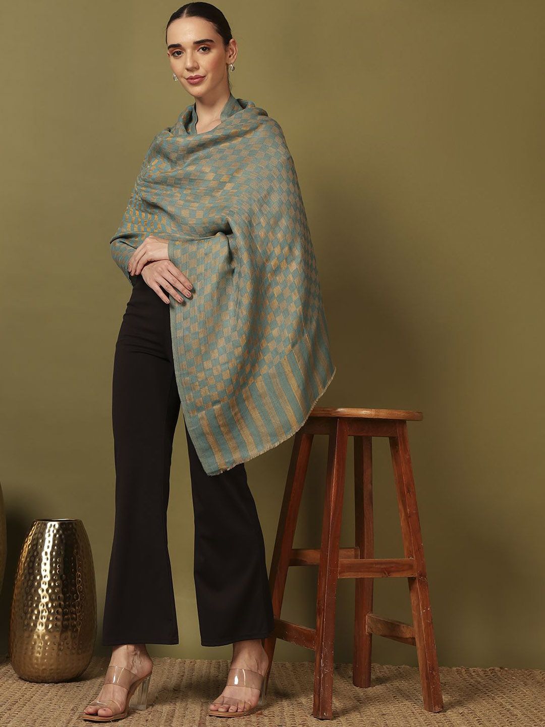 Dhiyona PA Checked Woven Design Woolen Shawl