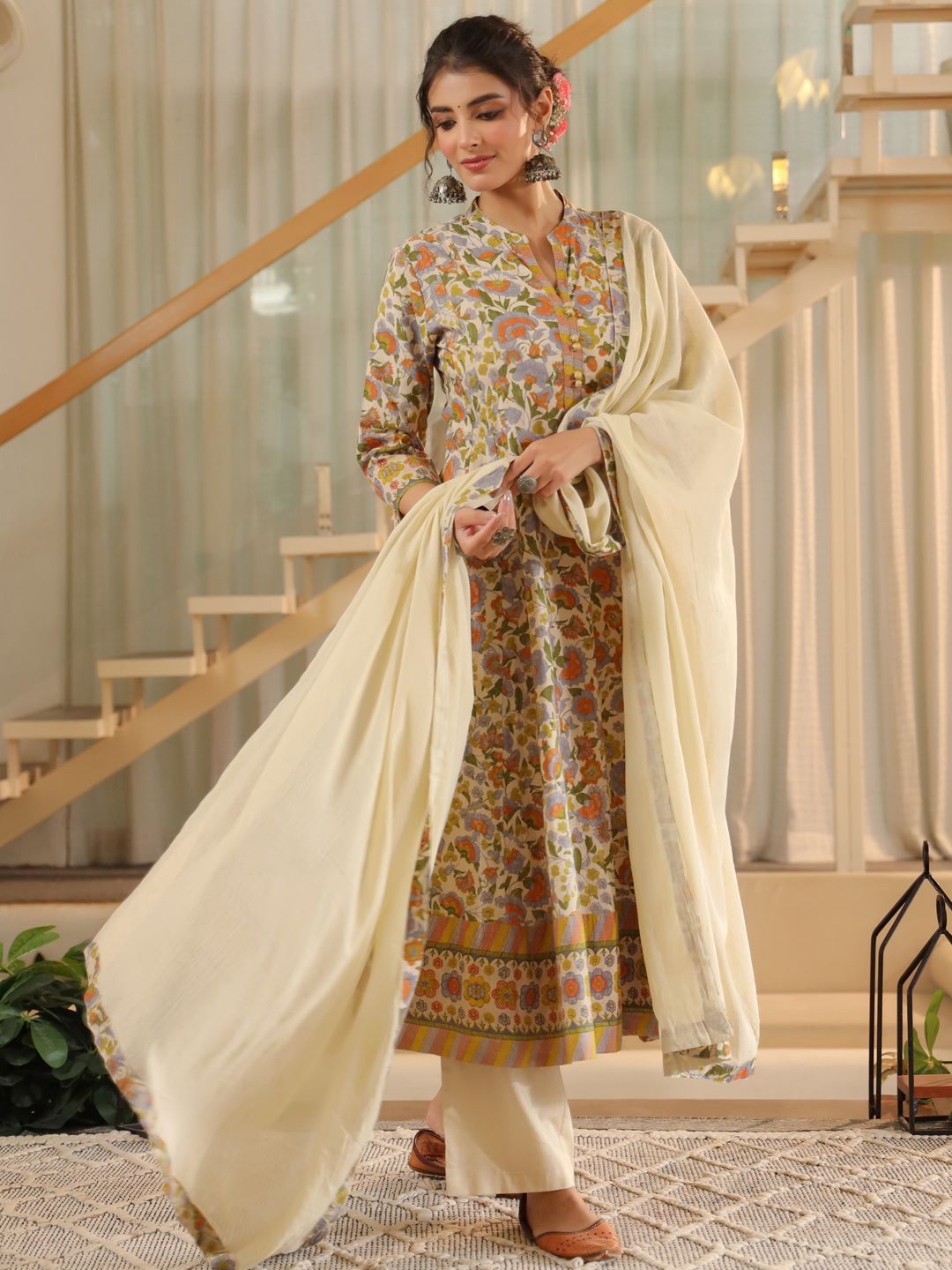 Dhiyona RR Women's Floral Printed Regular Pure Cotton Kurta with Trousers & With Dupatta