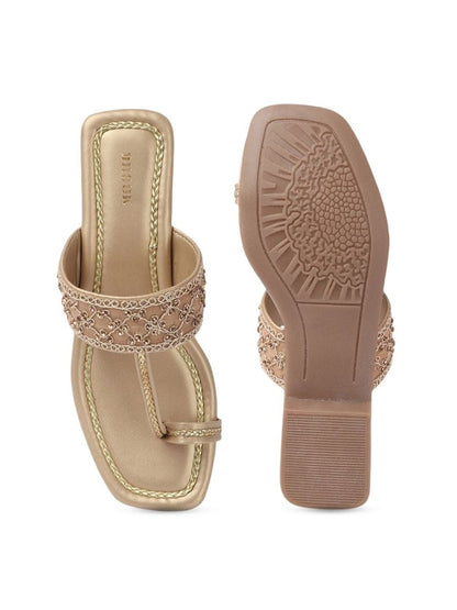 Dhiyona AK Women Embellished Ethnic Open Toe Flats