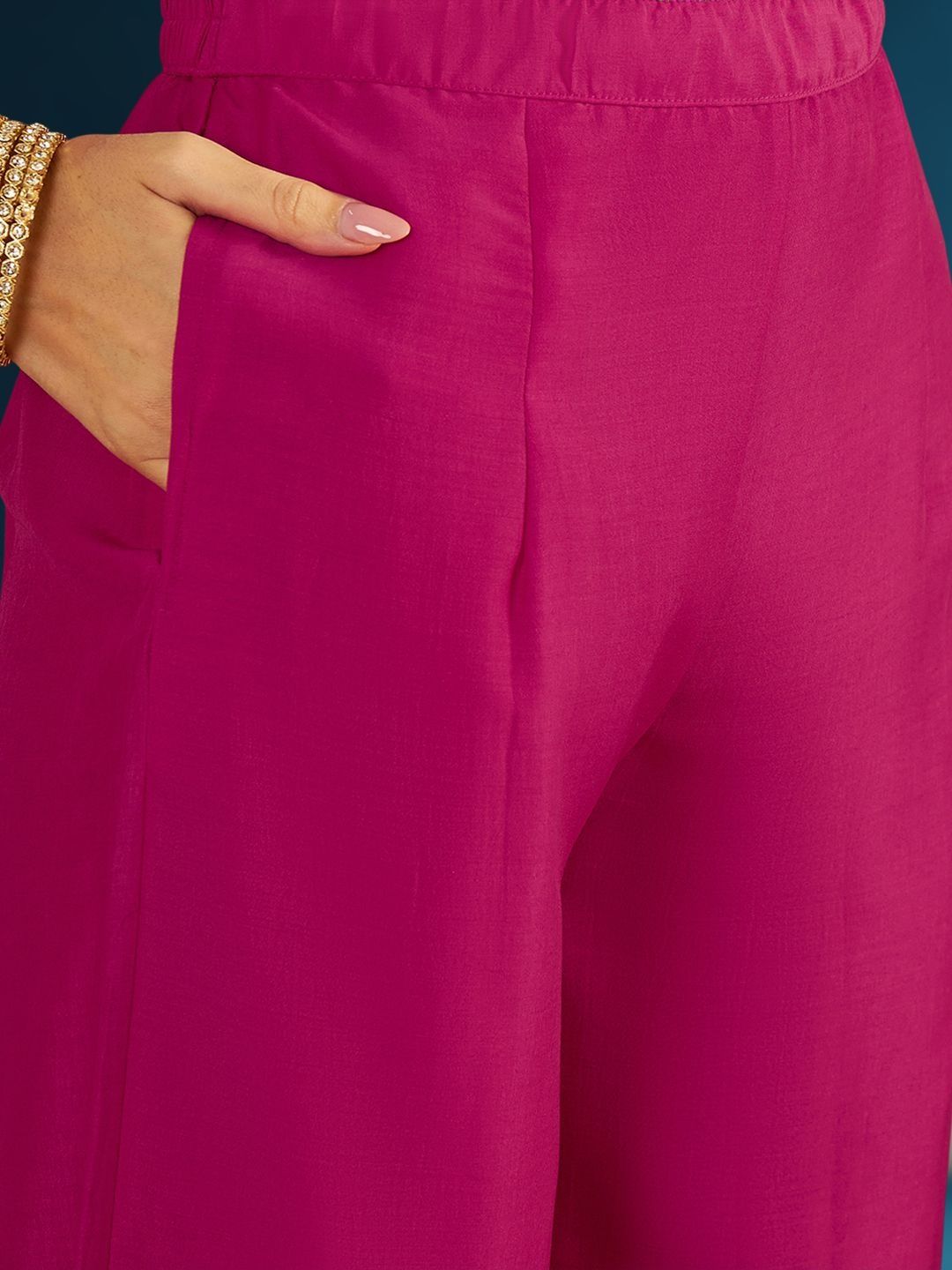 Dhiyona CH Women Ethnic Motifs Embroidered Regular Thread Work Kurta with Trousers