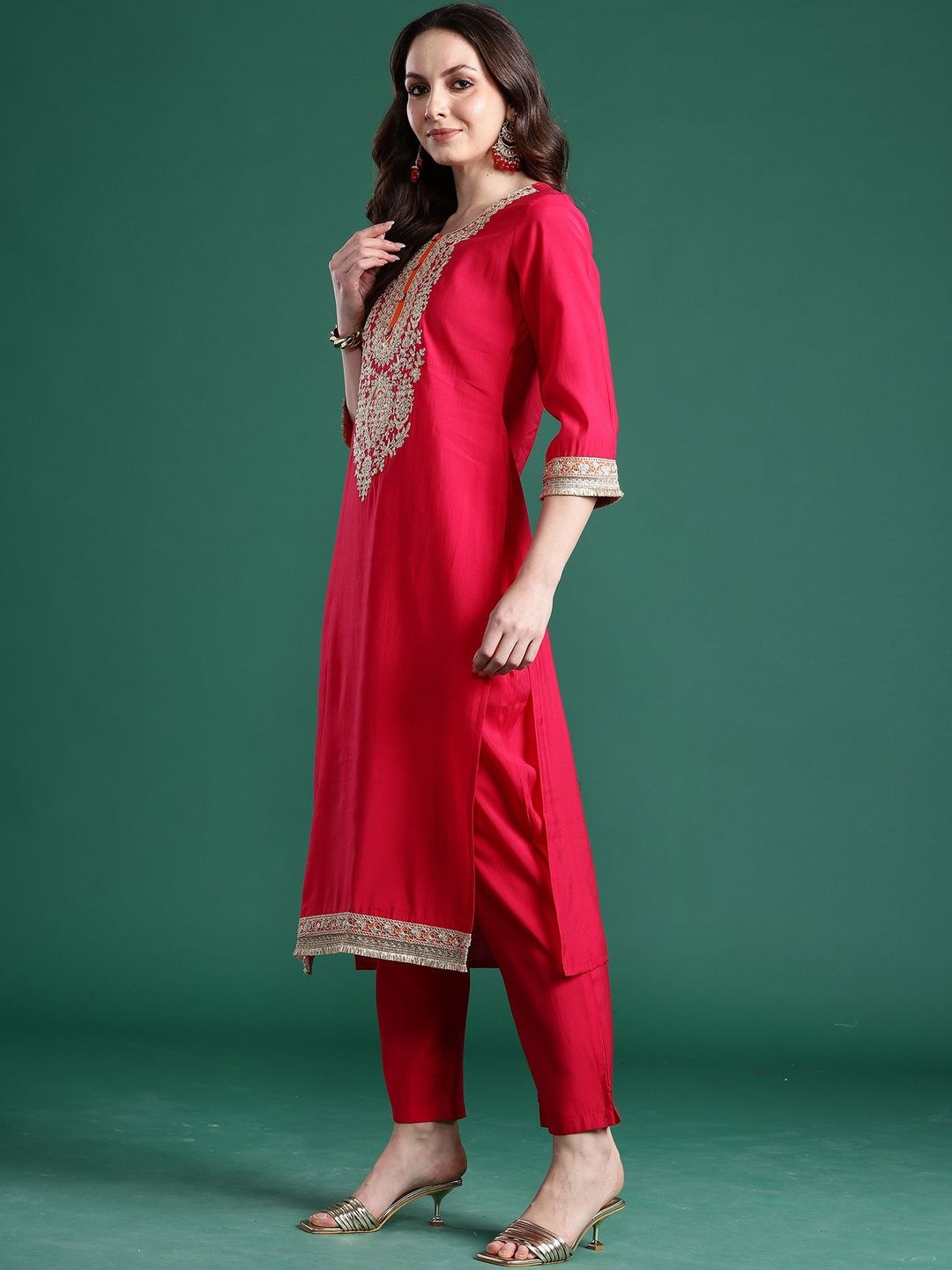 Ethnic Motifs Embroidered Zari Regular Kurta With Trouser And Dupatta