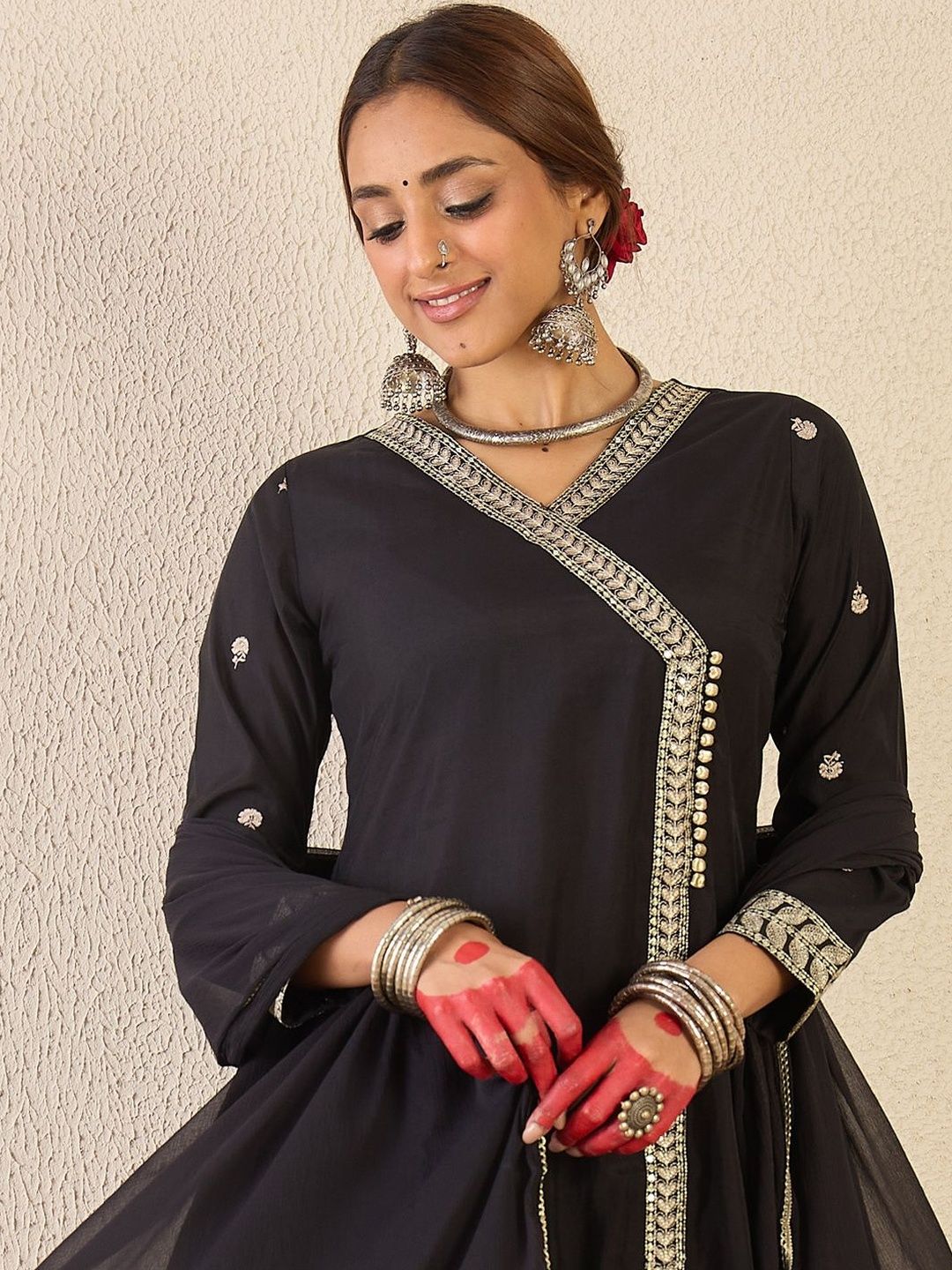 Women Ethnic Motifs Embroidered Angrakha Thread Work Kurta with Trousers & With Dupatta