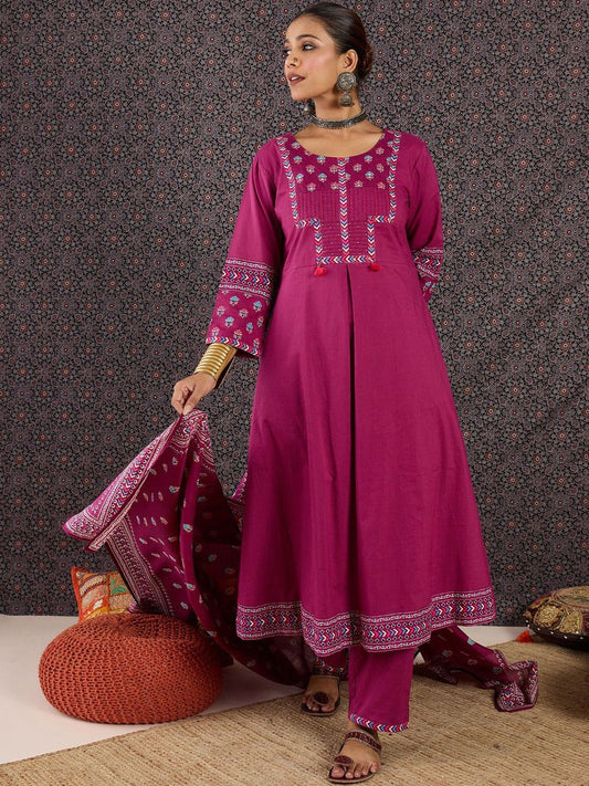 Women Ethnic Motifs Printed Pleated Thread Work Pure Cotton Kurta with Trousers & With Dupatta